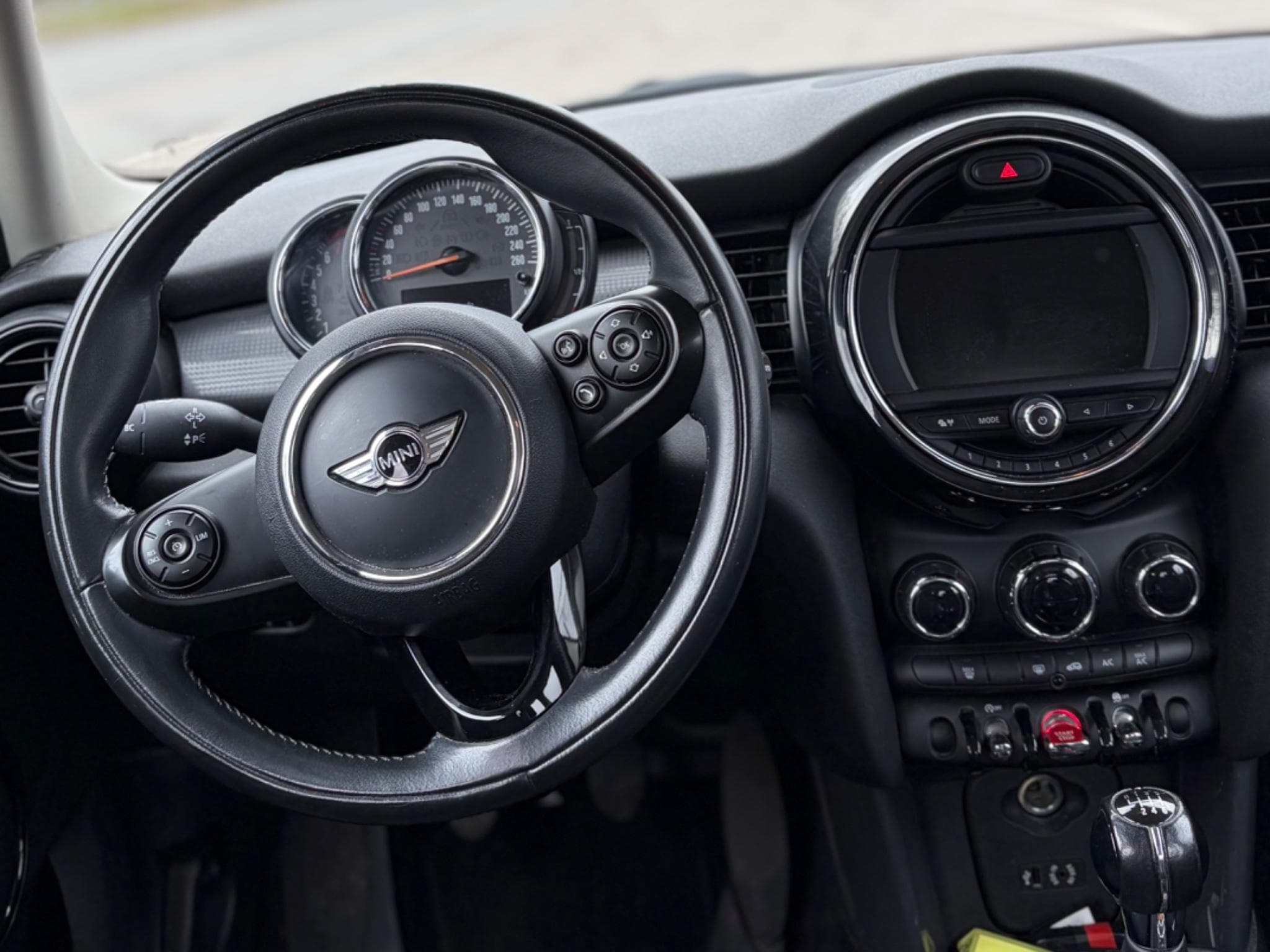 Mini Cooper 12 mois de garantie (2018) - Photo 3