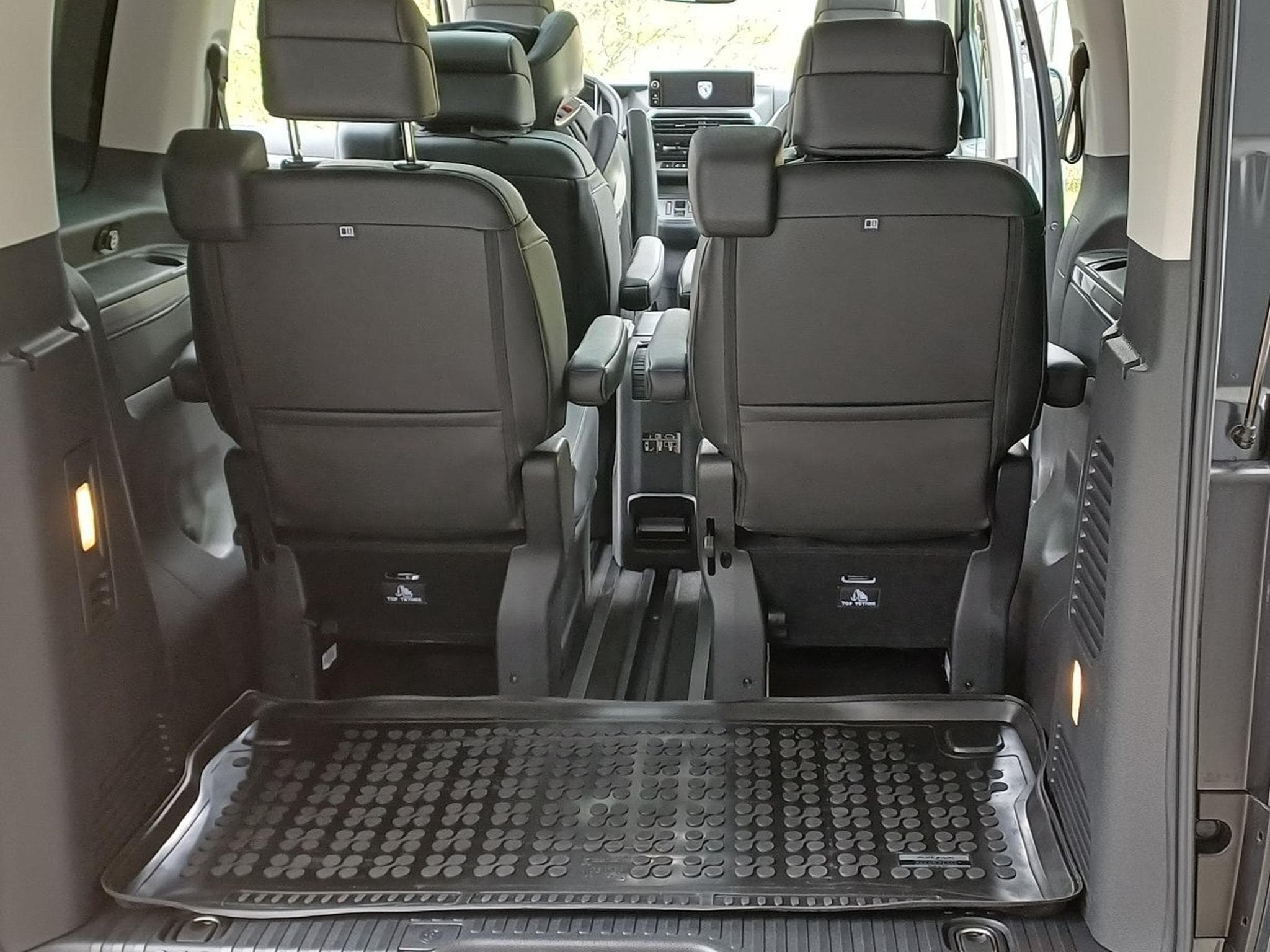 Peugeot Traveller 2.2 Diesel 180 EAT8 Allure L2 (2026) - Photo 6