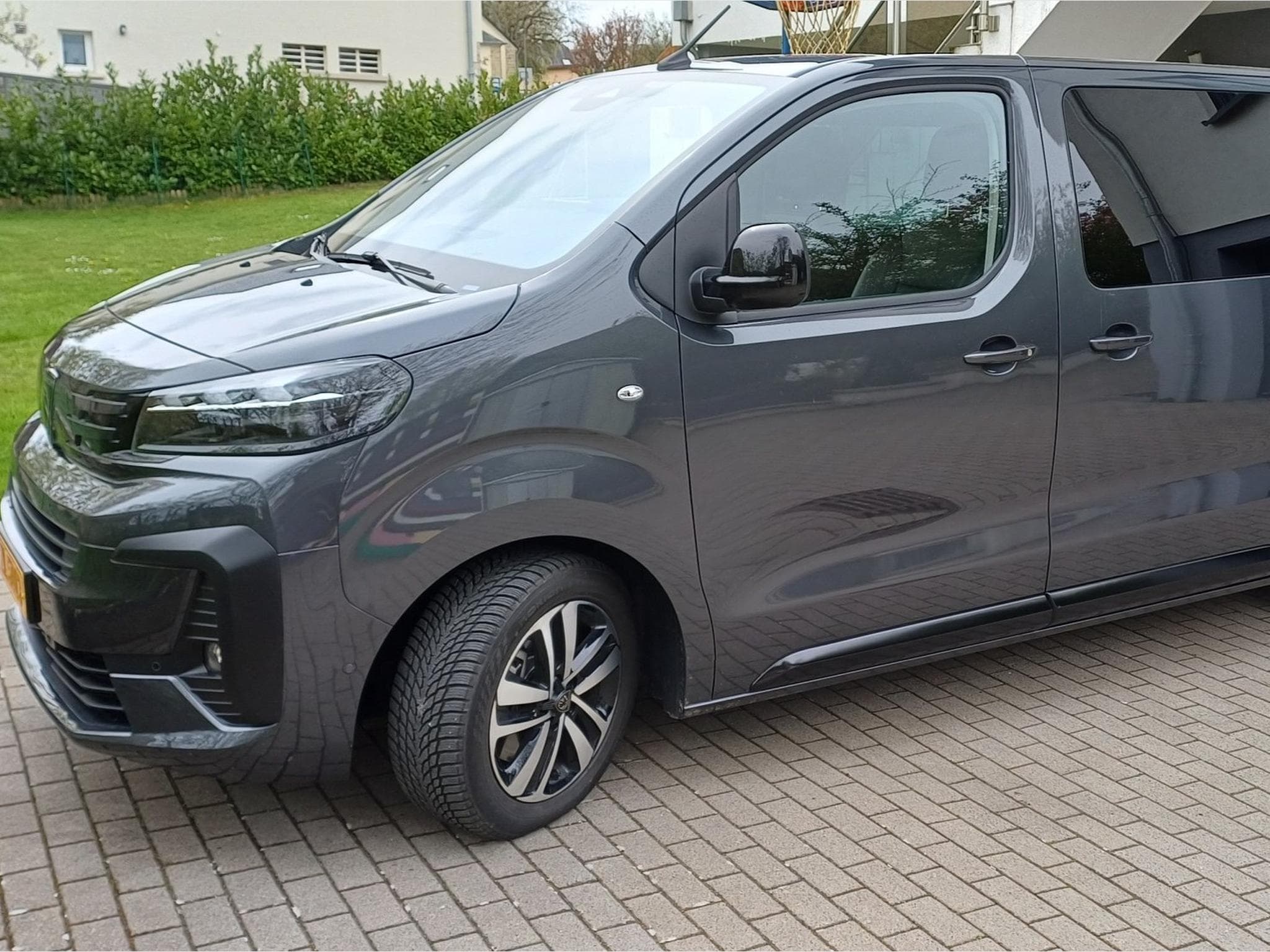 Peugeot Traveller 2.2 Diesel 180 EAT8 Allure L2 (2026) - Photo 1