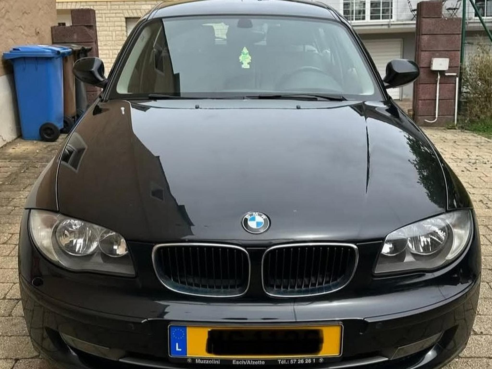 BMW 118 HATCH (2011) - Photo 1