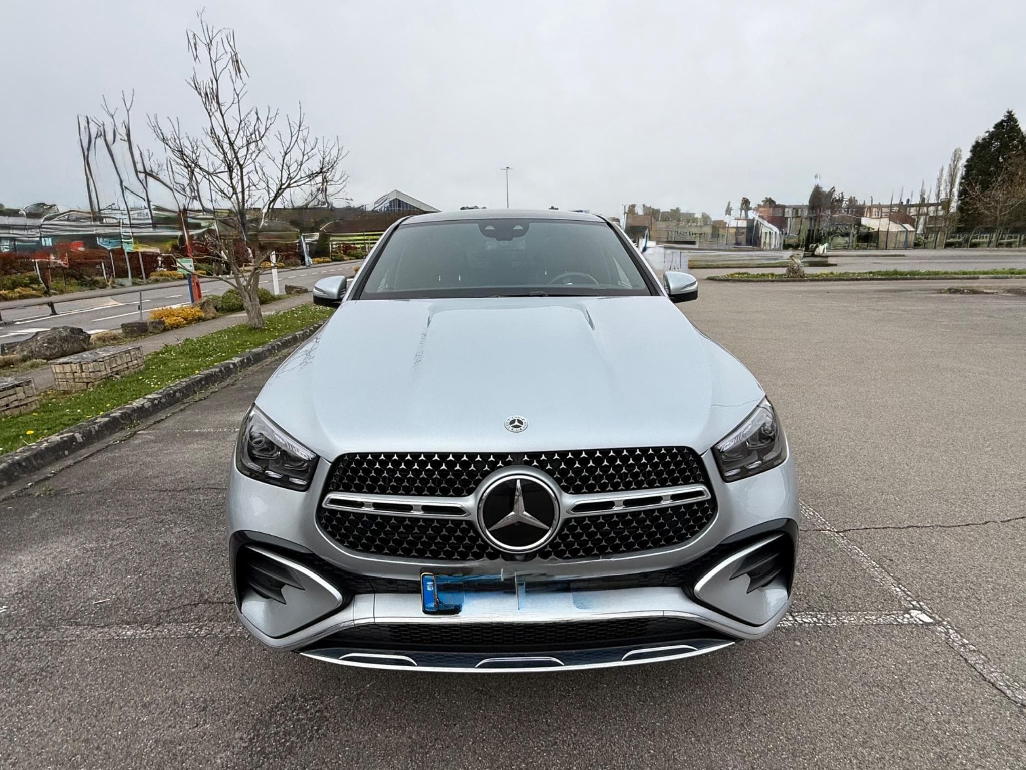 Mercedes GLE 400 GLE 400e Coupé AMG Line (2024) - Photo 4
