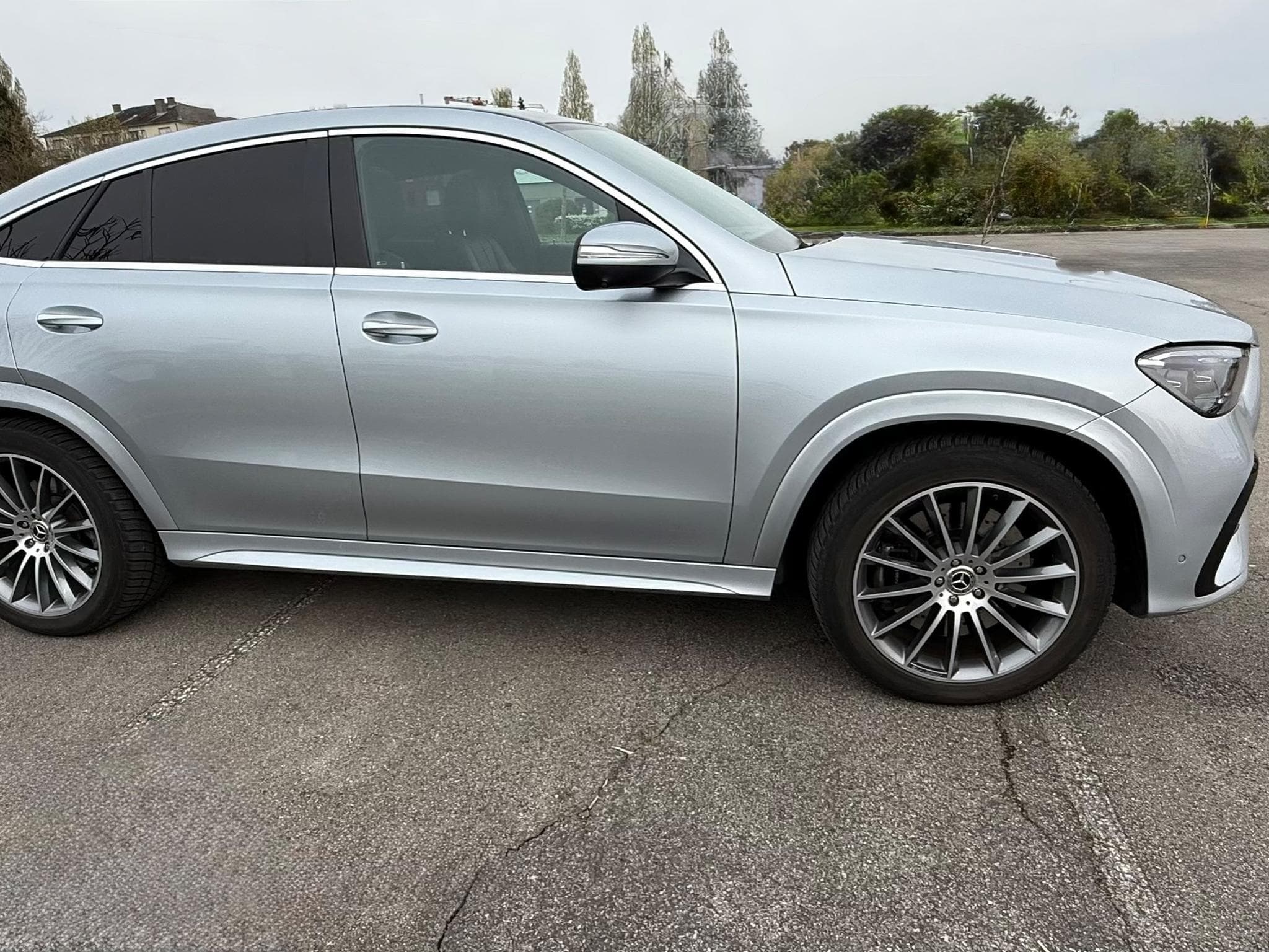 Mercedes GLE 400 GLE 400e Coupé AMG Line (2024) - Photo 5