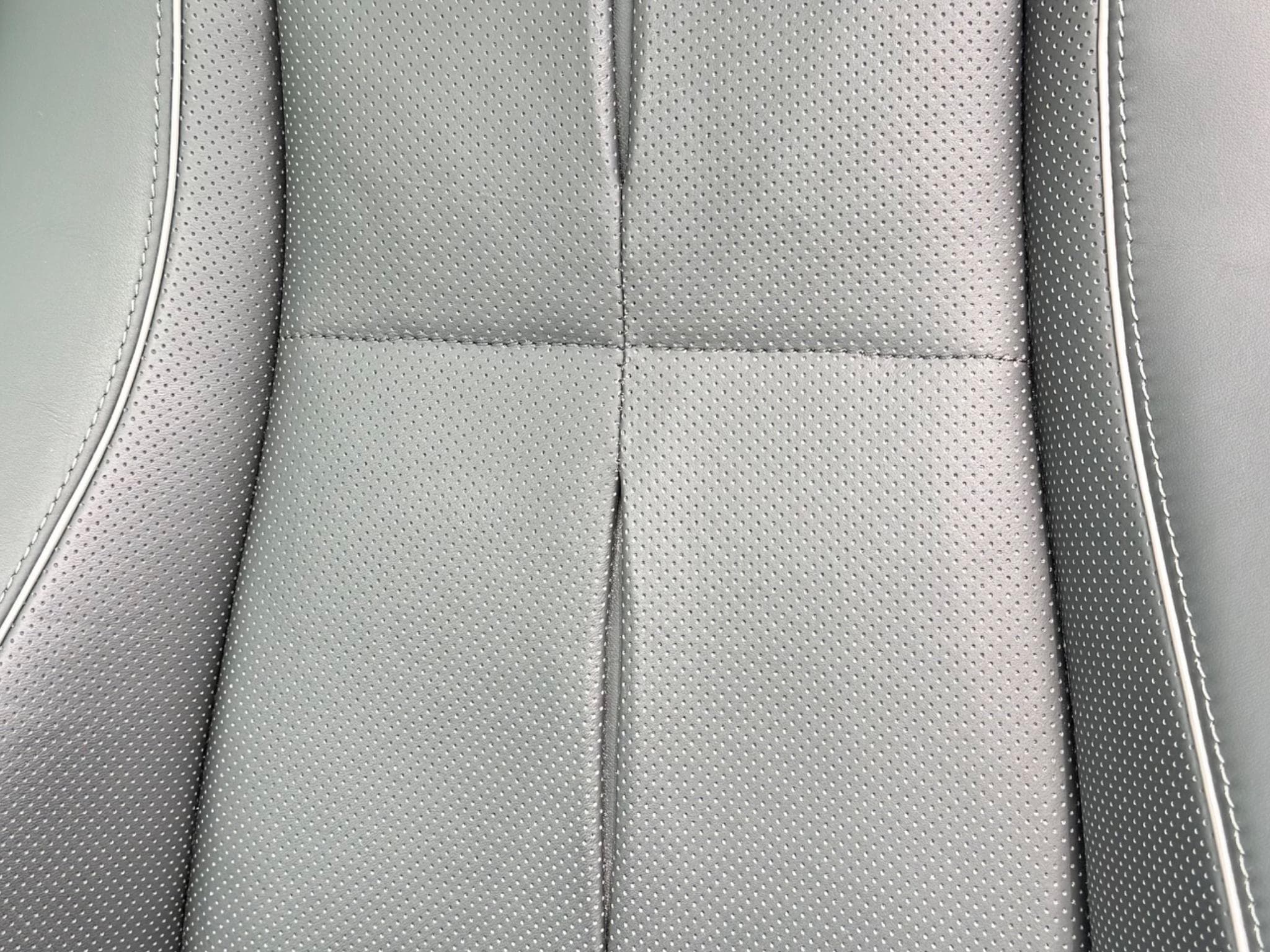 Mercedes GLE 400 GLE 400e Coupé AMG Line (2024) - Photo 7