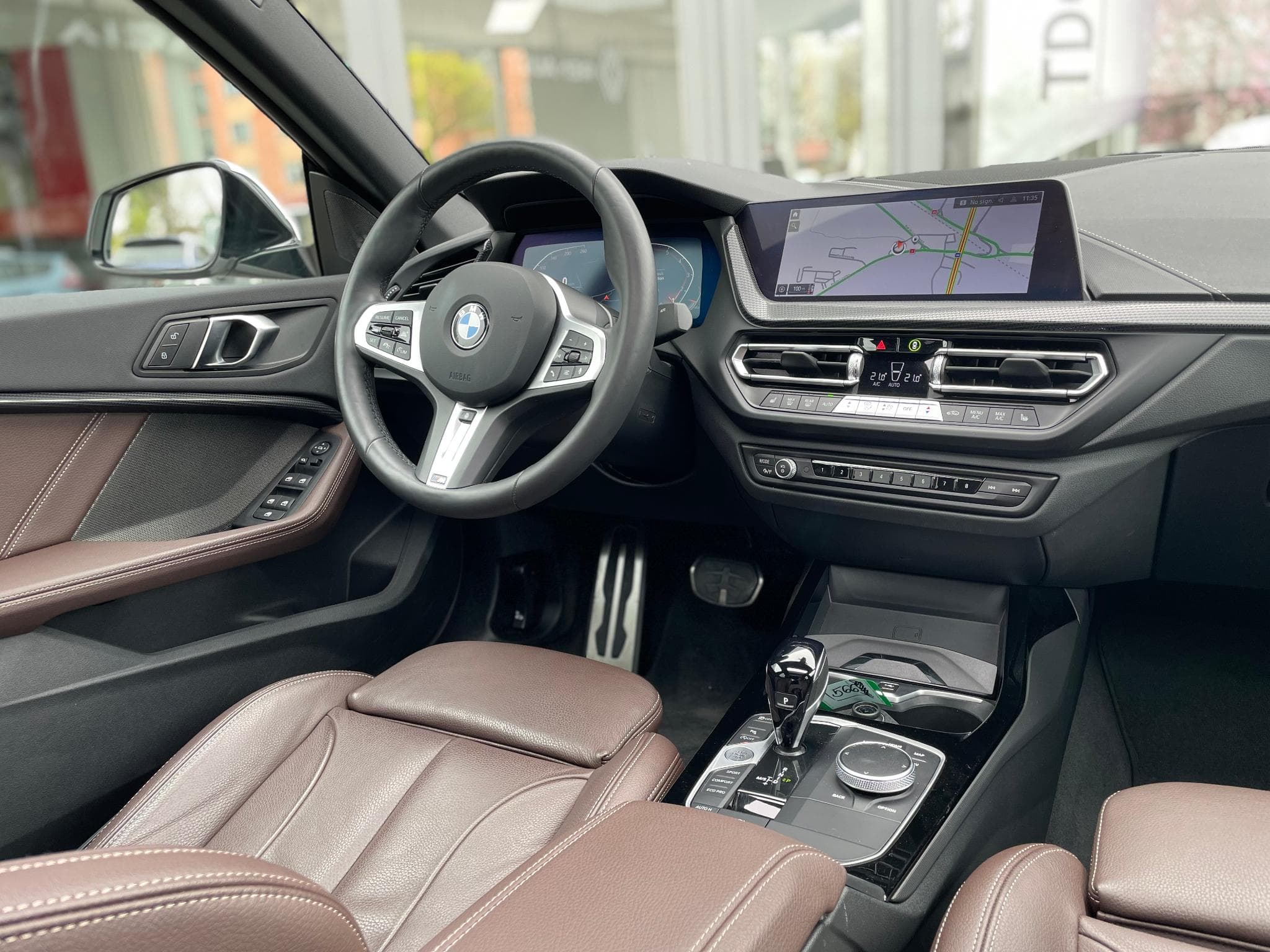 BMW 218 Gran Coupé i Pack M Auto Toit Ouvrant (2024) - Photo 12