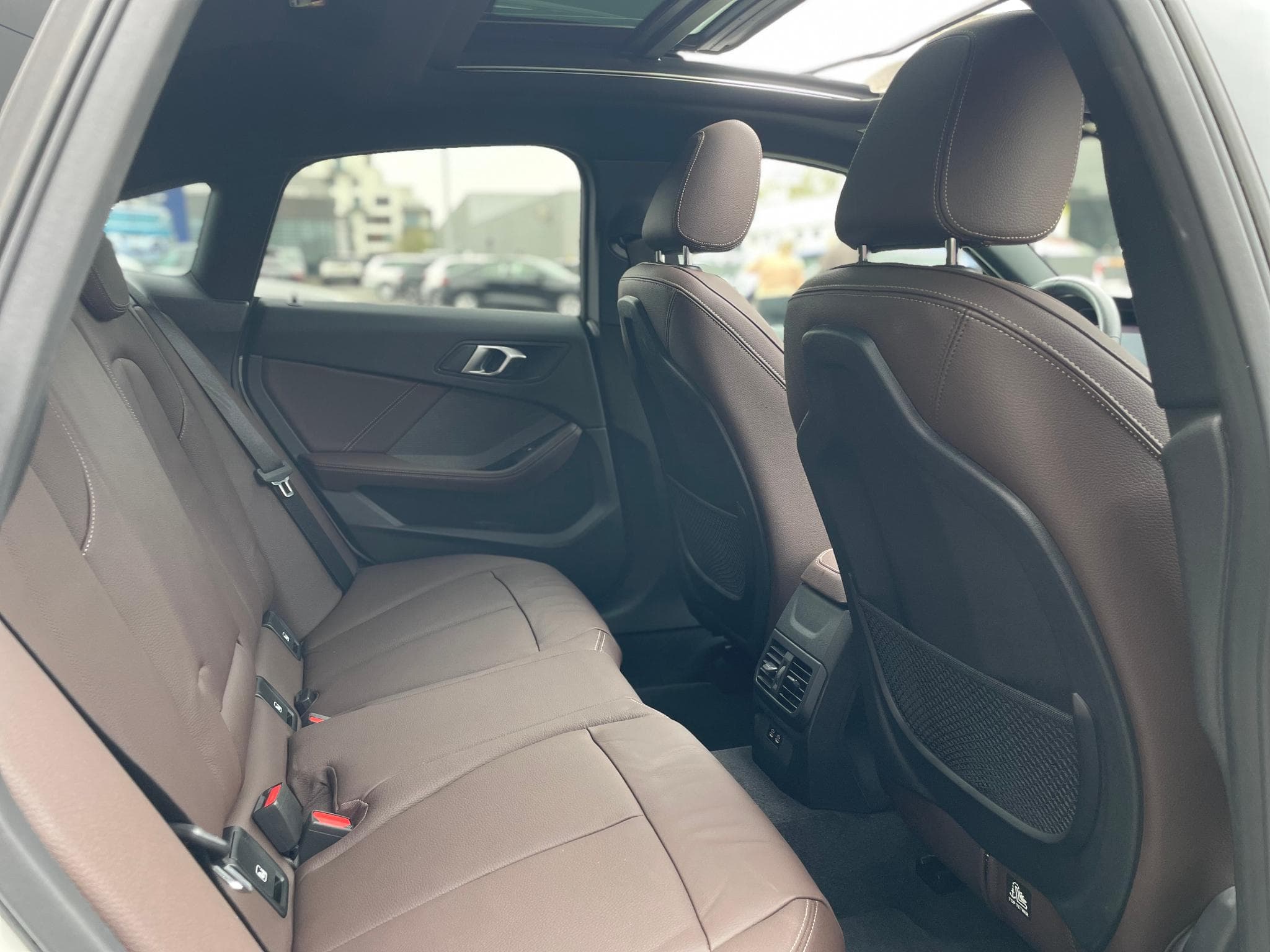 BMW 218 Gran Coupé i Pack M Auto Toit Ouvrant (2024) - Photo 5