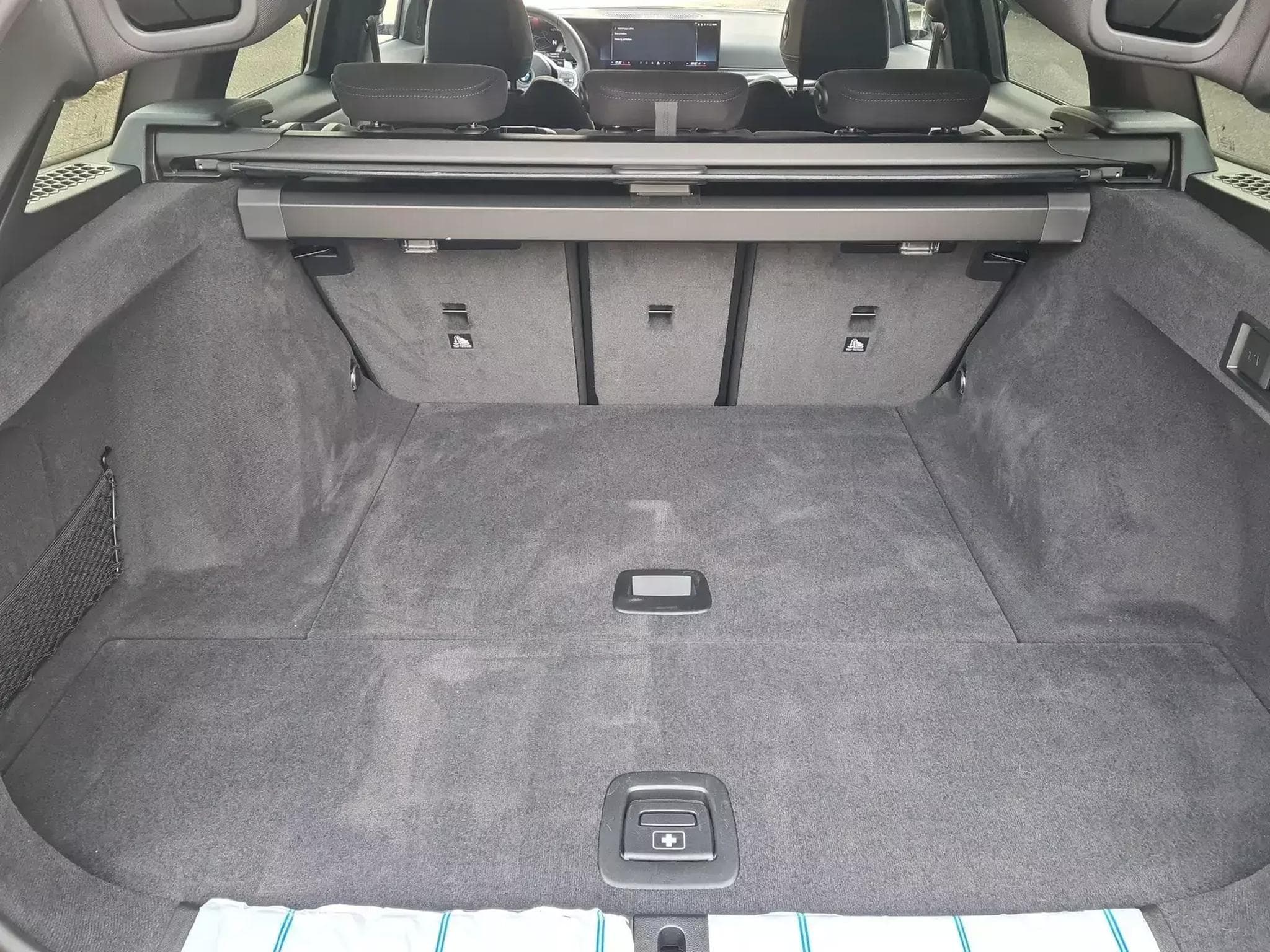 BMW M340d xDrive Touring M Sport Pro (2025) - Photo 12