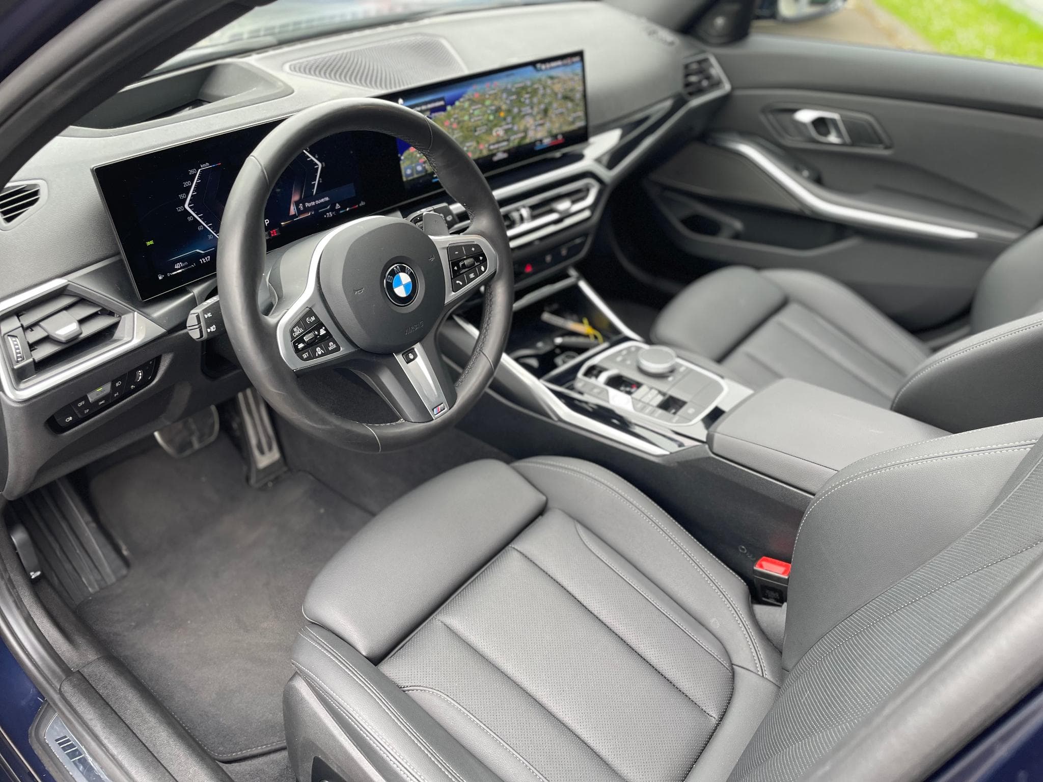 BMW Série 3 20 xDrive Touring M Auto Frozen blue (2024) - Photo 6