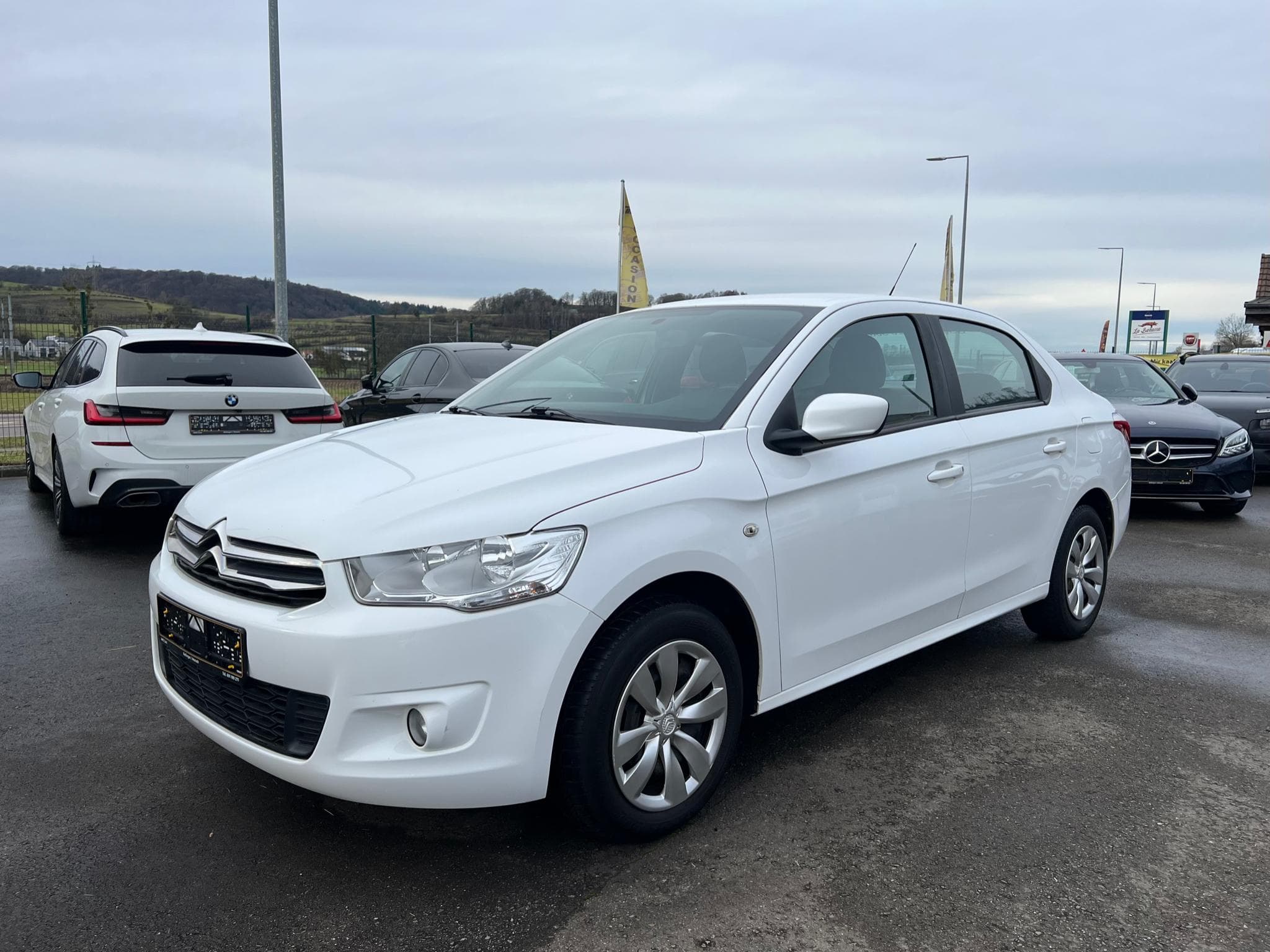 Citroën C-Elysée 1.6 HDi 100CV Selection (2016) - Photo 1