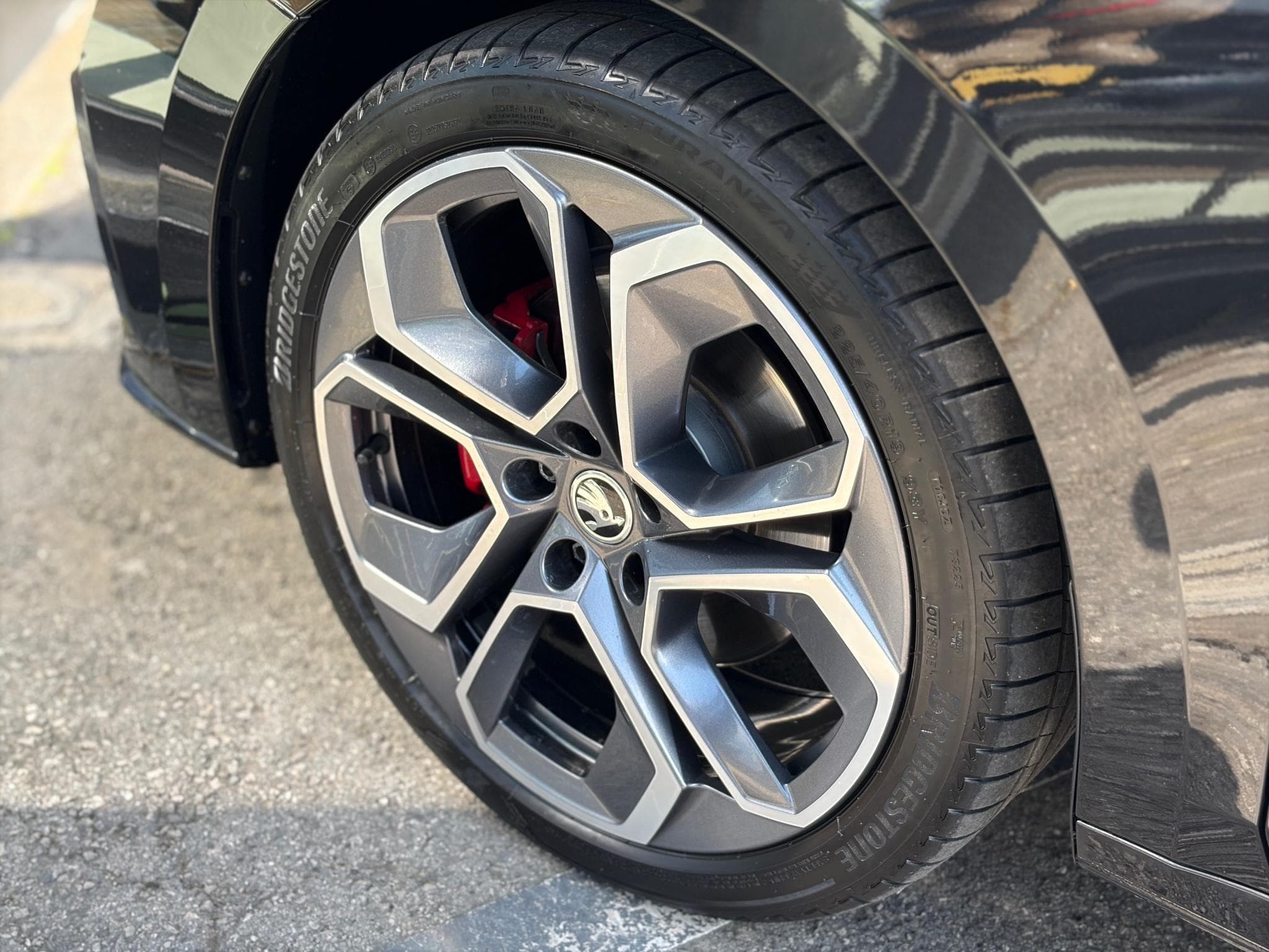 Skoda Octavia RS 2.0L 200CV (2023) - Photo 11