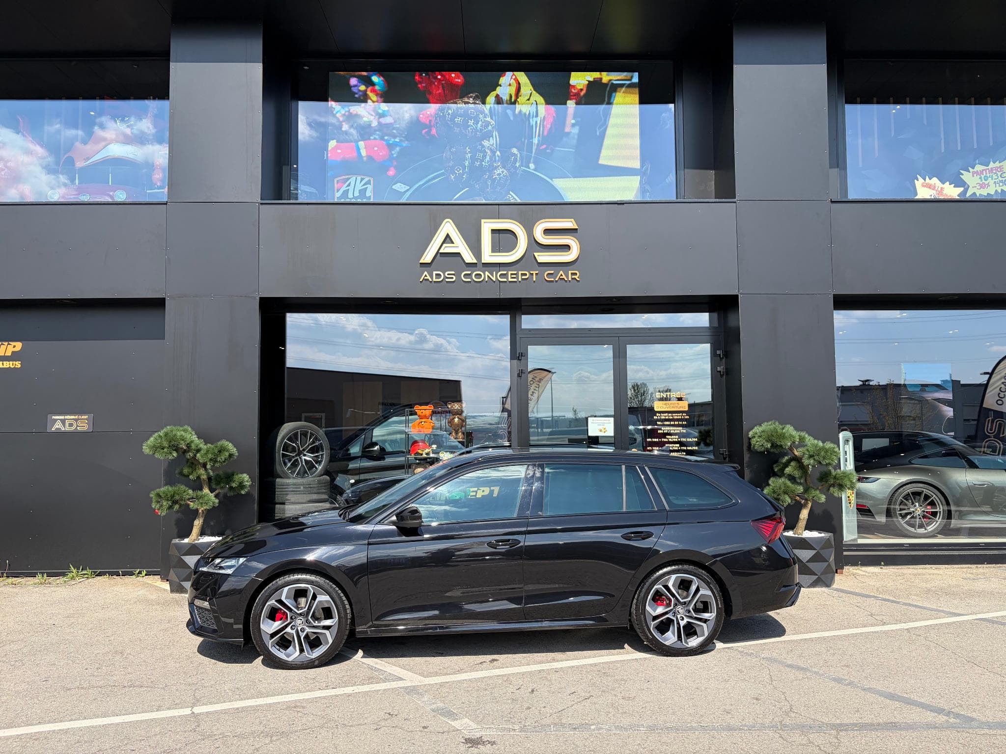 Skoda Octavia RS 2.0L 200CV (2023) - Photo 14