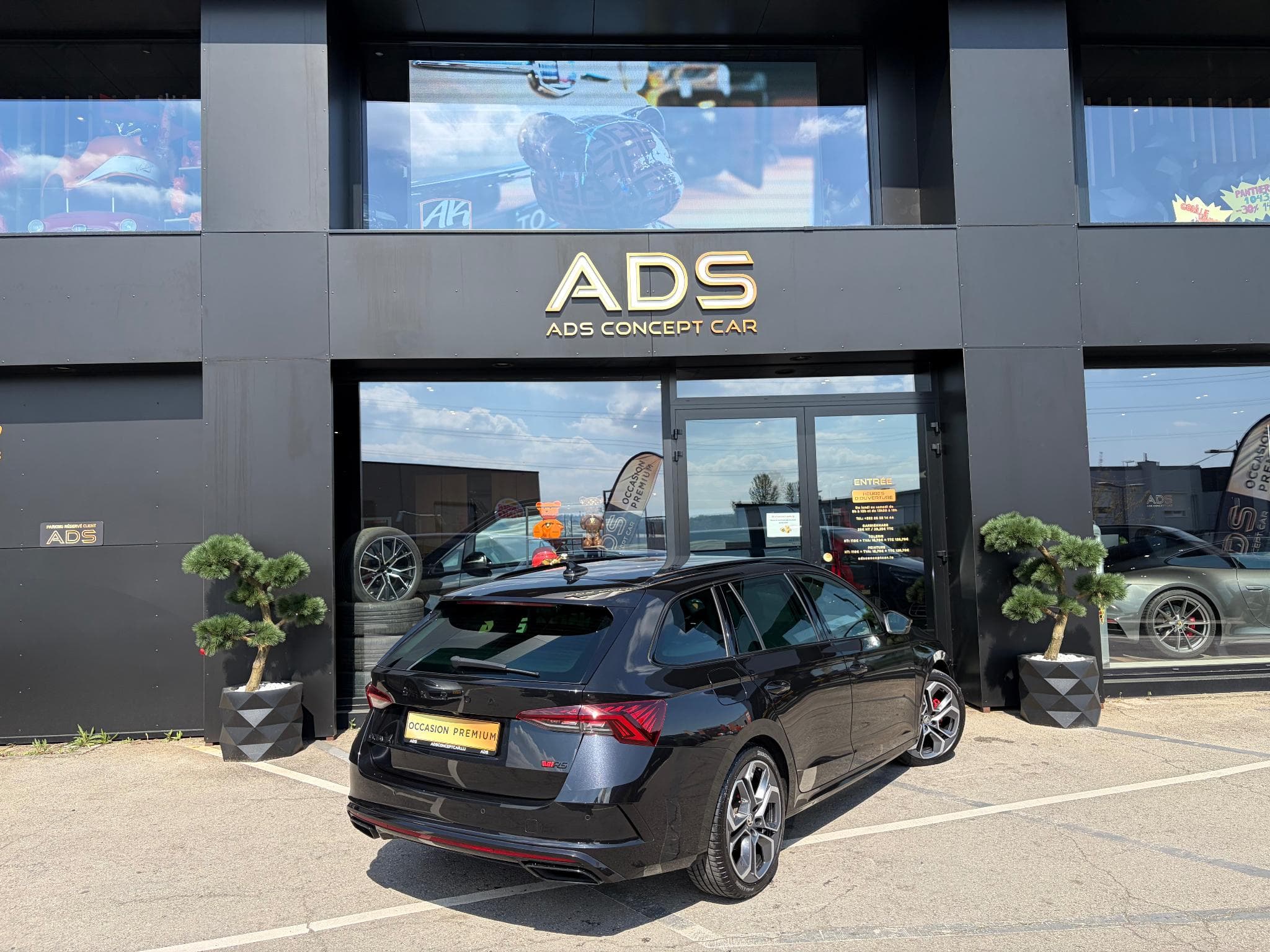 Skoda Octavia RS 2.0L 200CV (2023) - Photo 15