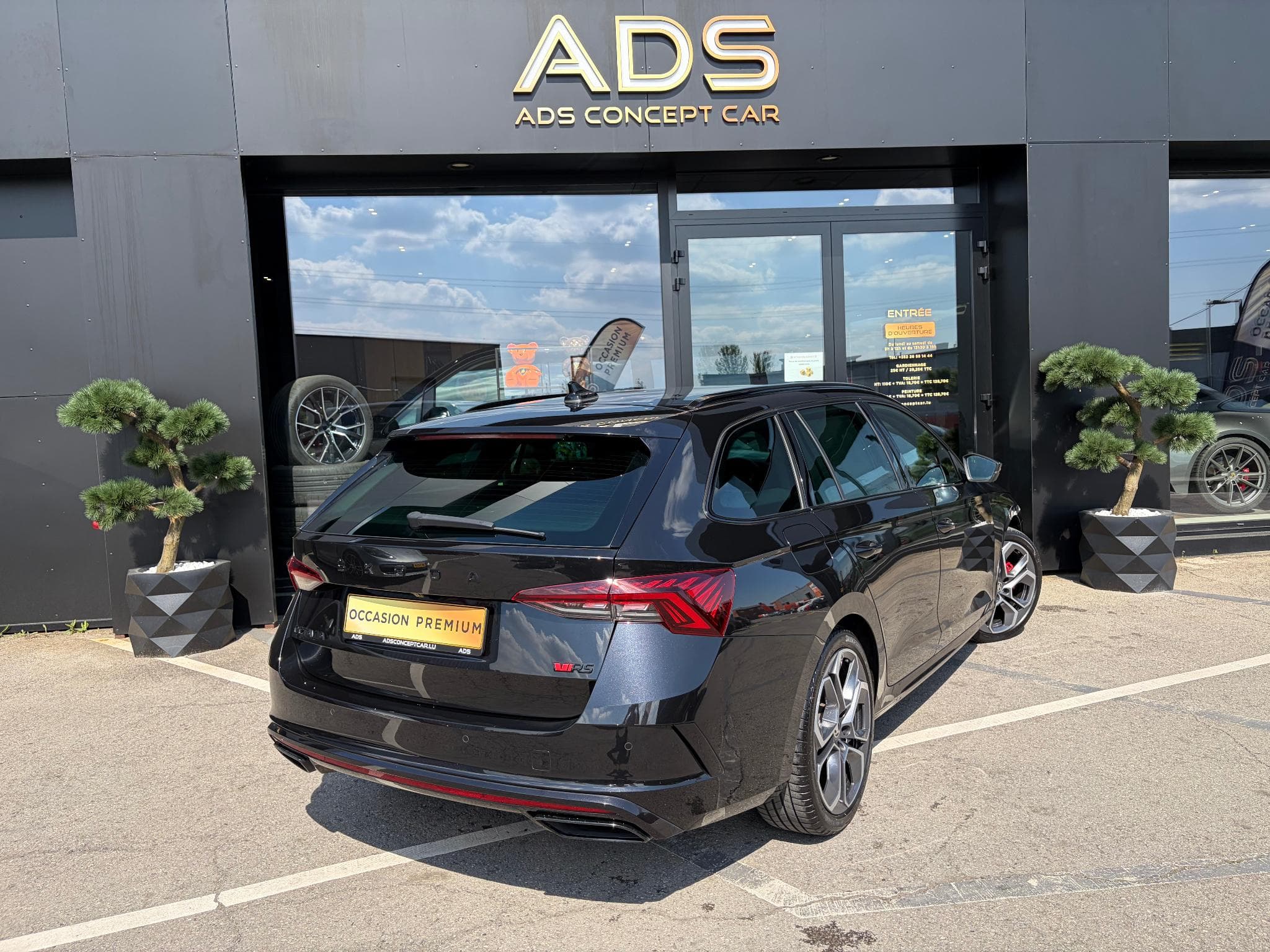 Skoda Octavia RS 2.0L 200CV (2023) - Photo 3