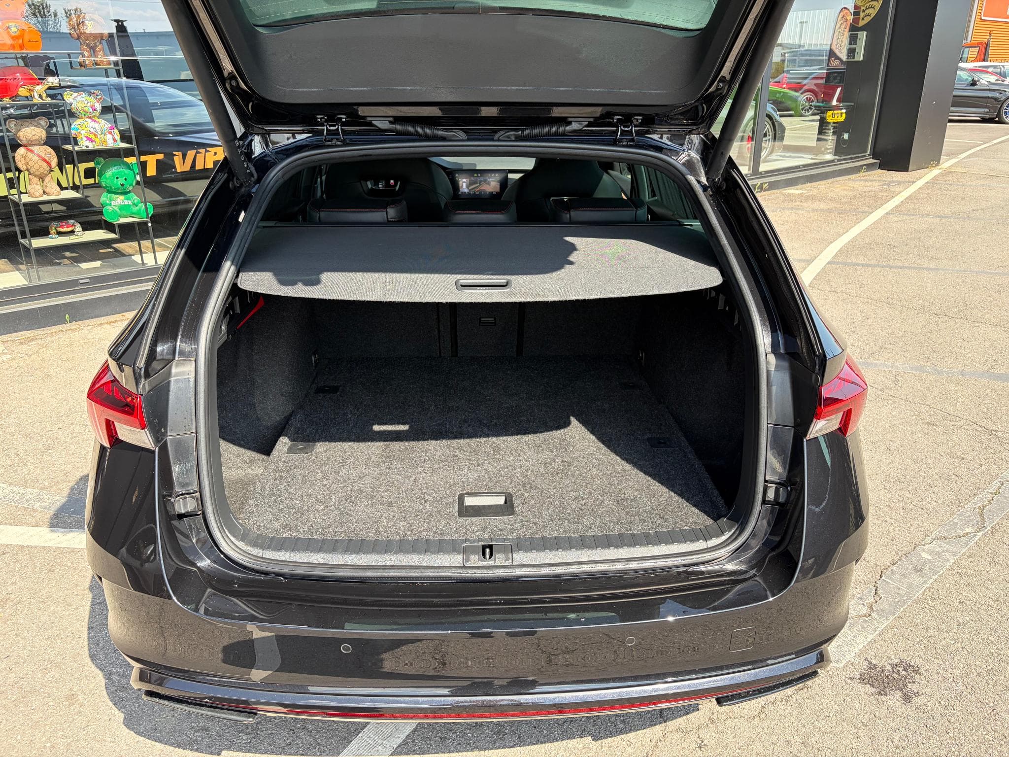 Skoda Octavia RS 2.0L 200CV (2023) - Photo 10