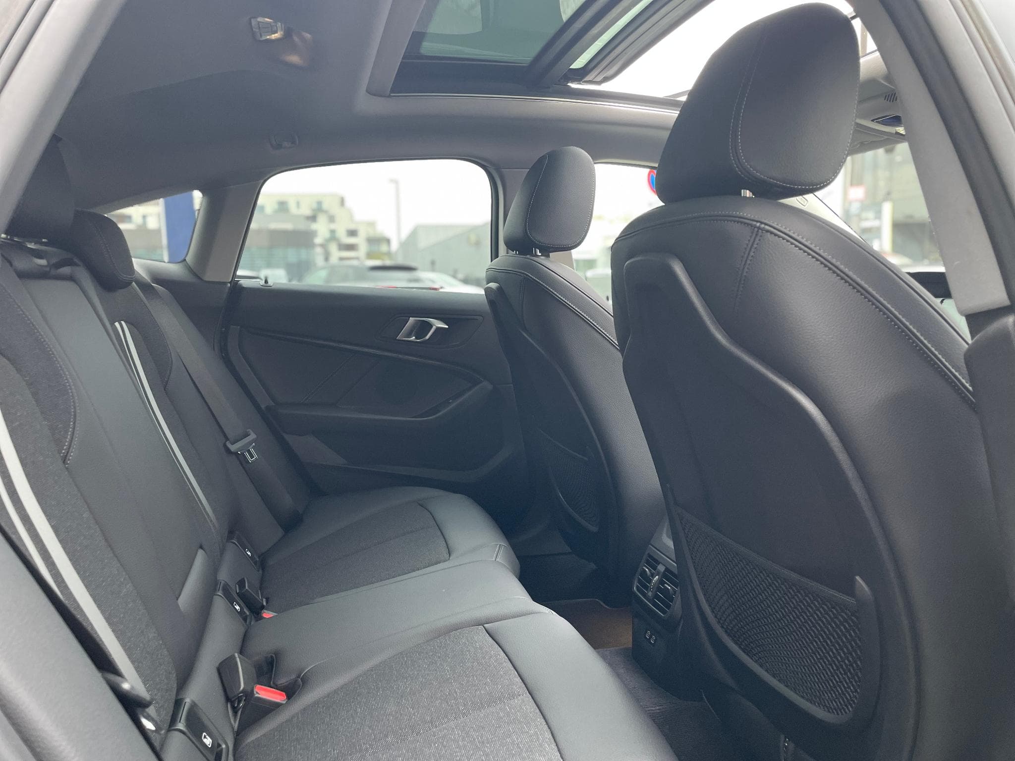 BMW 220 d Xdrive Gran Coupé Pack M Auto Toit Ouvrant (2021) - Photo 5