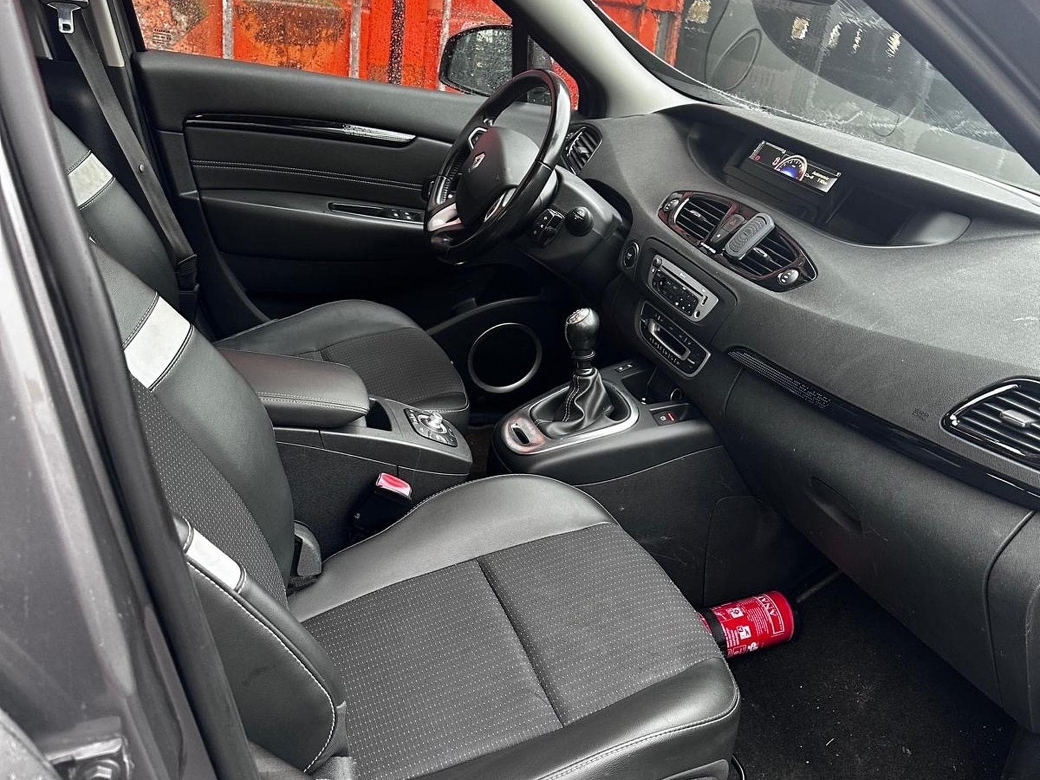 Renault Scenic (2013) - Photo 3