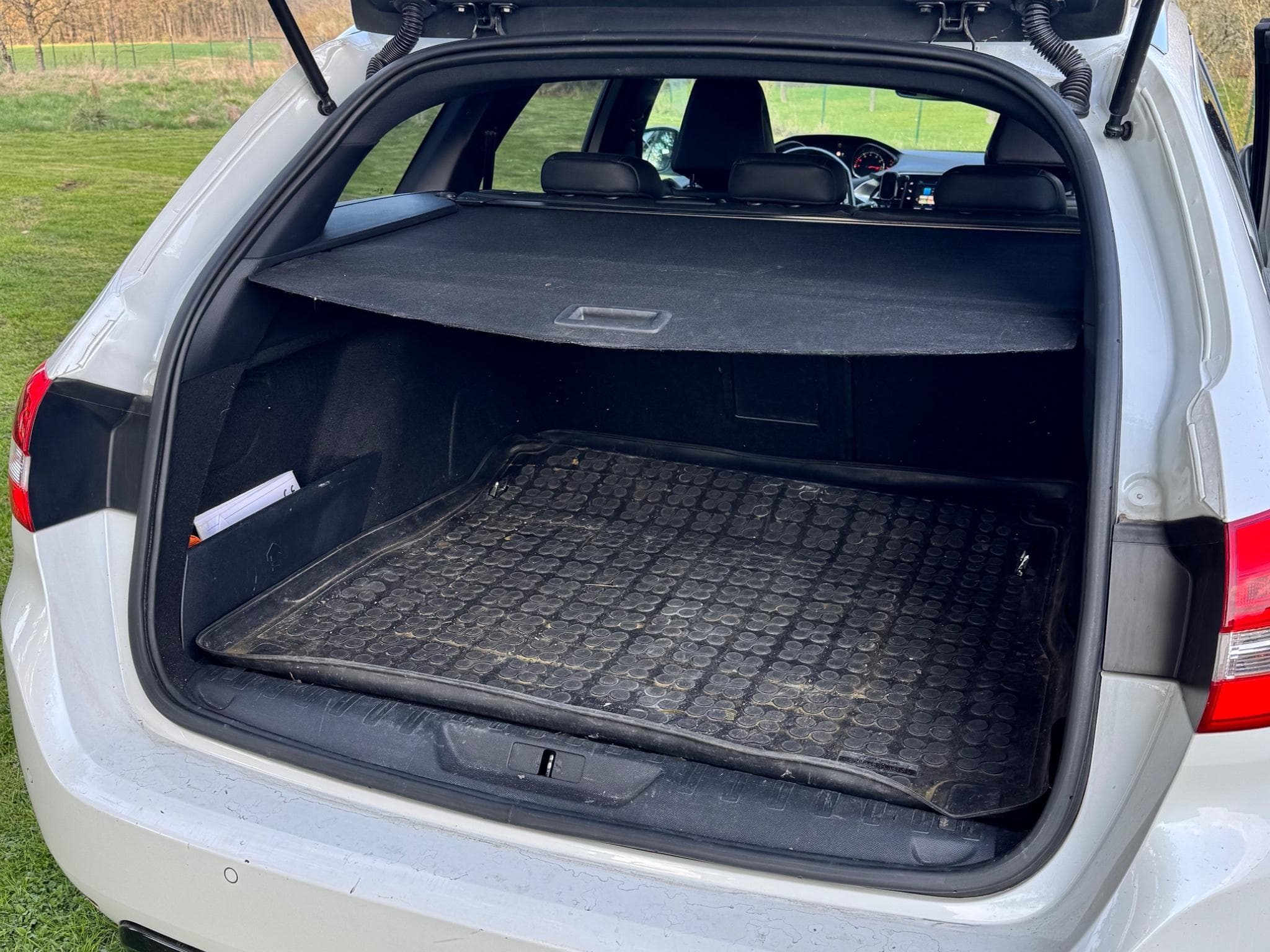 Peugeot 308 SW- GT (2018) - Photo 7