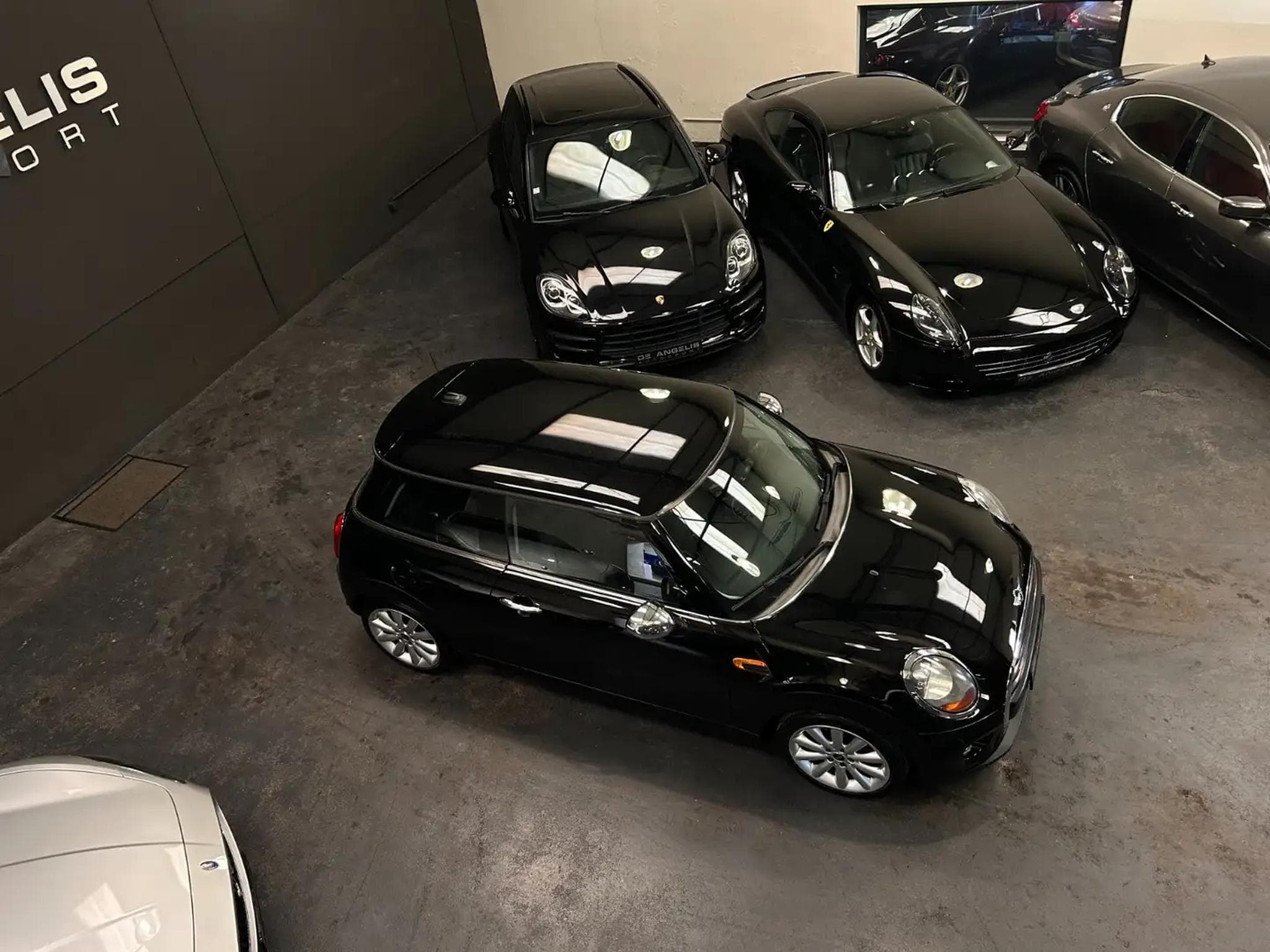 MINI Cooper 1.5 95 ONE D (2016) - Photo 9