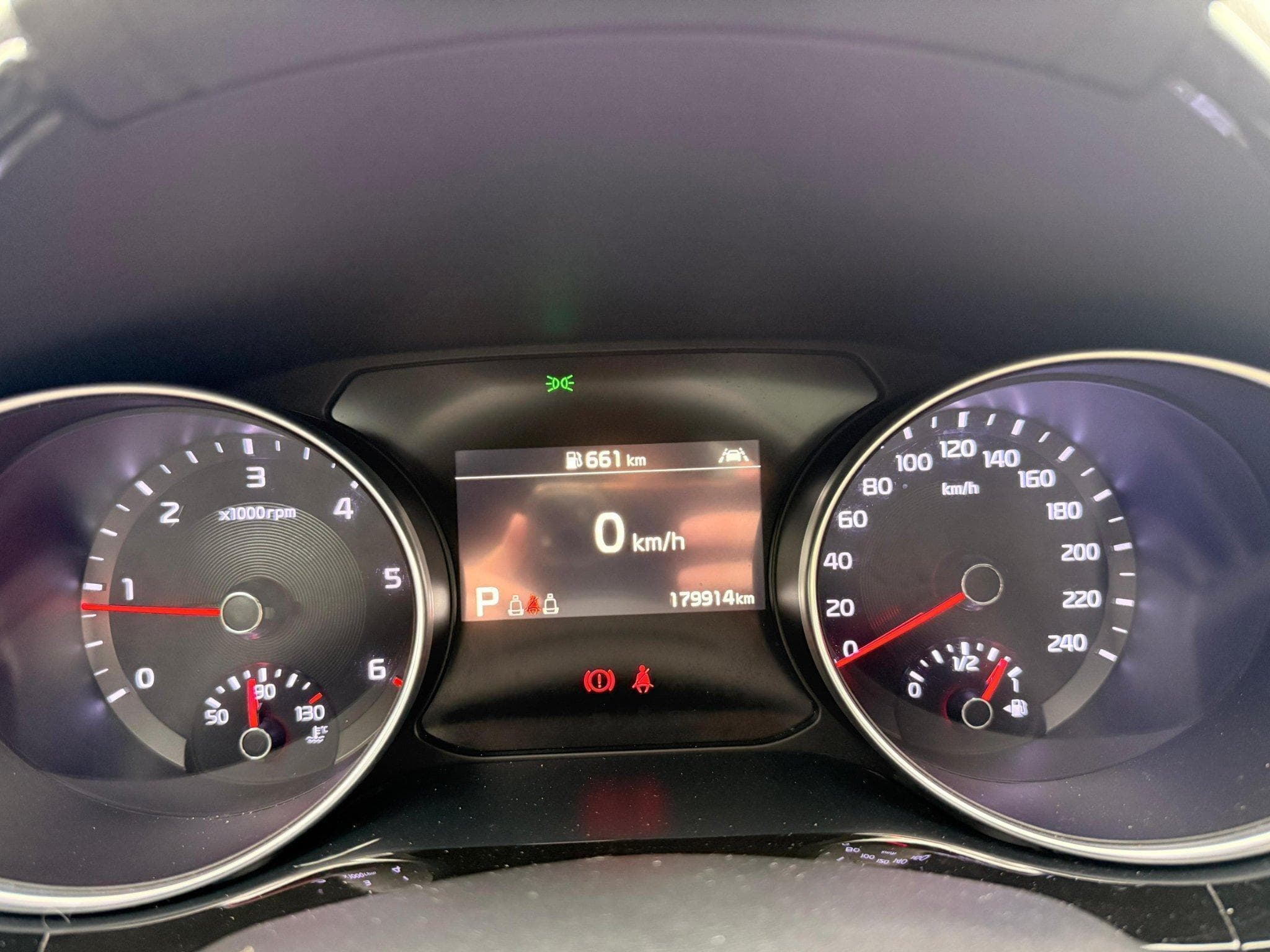 Kia ProCeed 1.6 CRDi GT-Line (2019) - Photo 8