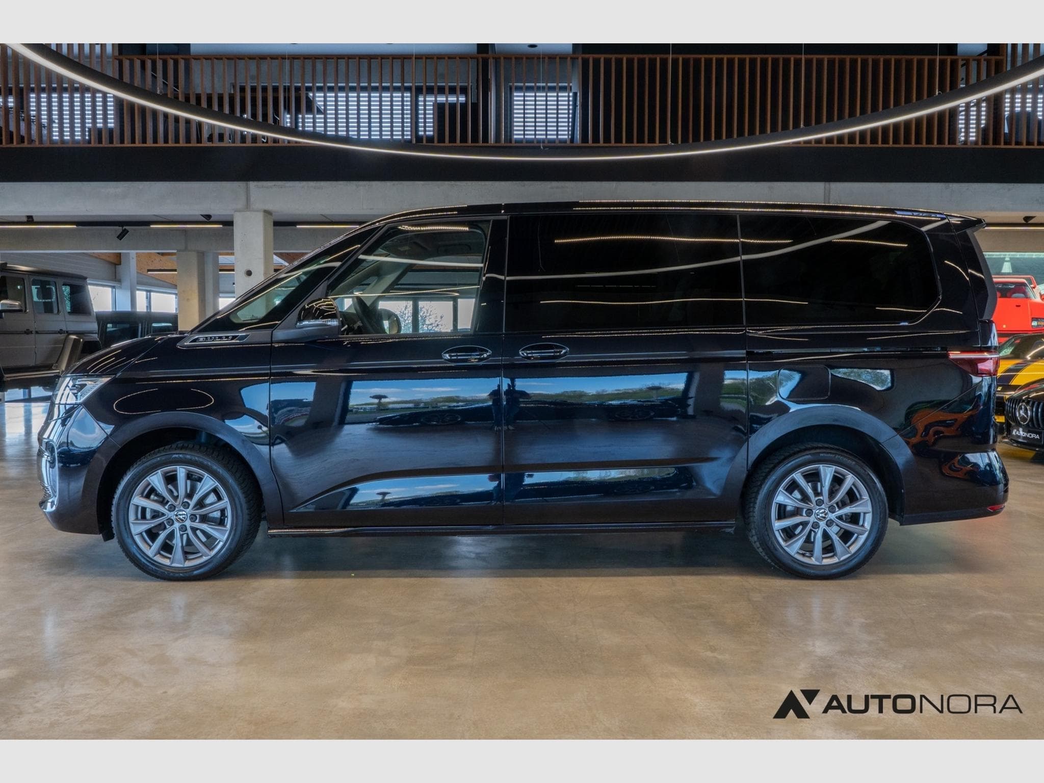 VW T7 Multivan 1.4 TSI eHybrid Life lang (2022) - Photo 7