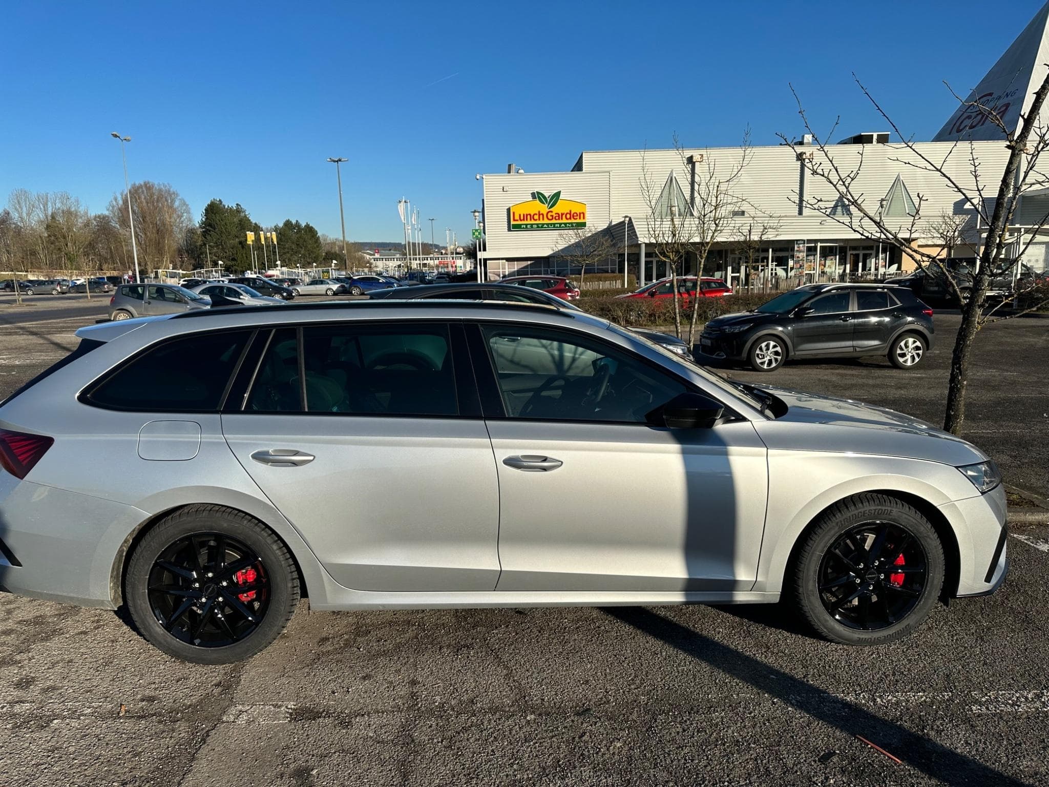 Skoda Octavia Combi RS TDI 200cv (2023) - Photo 3