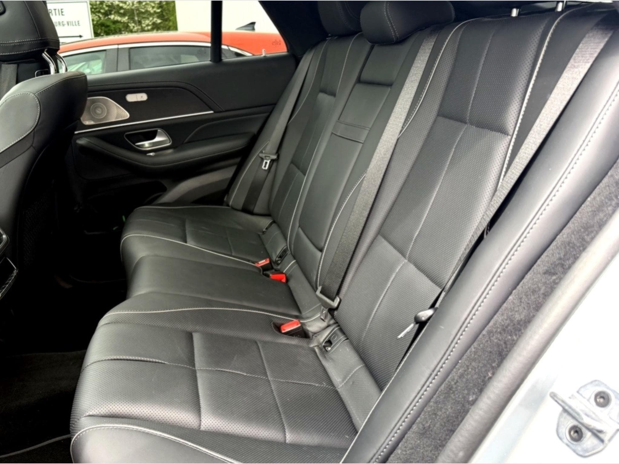 Mercedes GLE 400 GLE 400e Coupé AMG Line (2024) - Foto 5