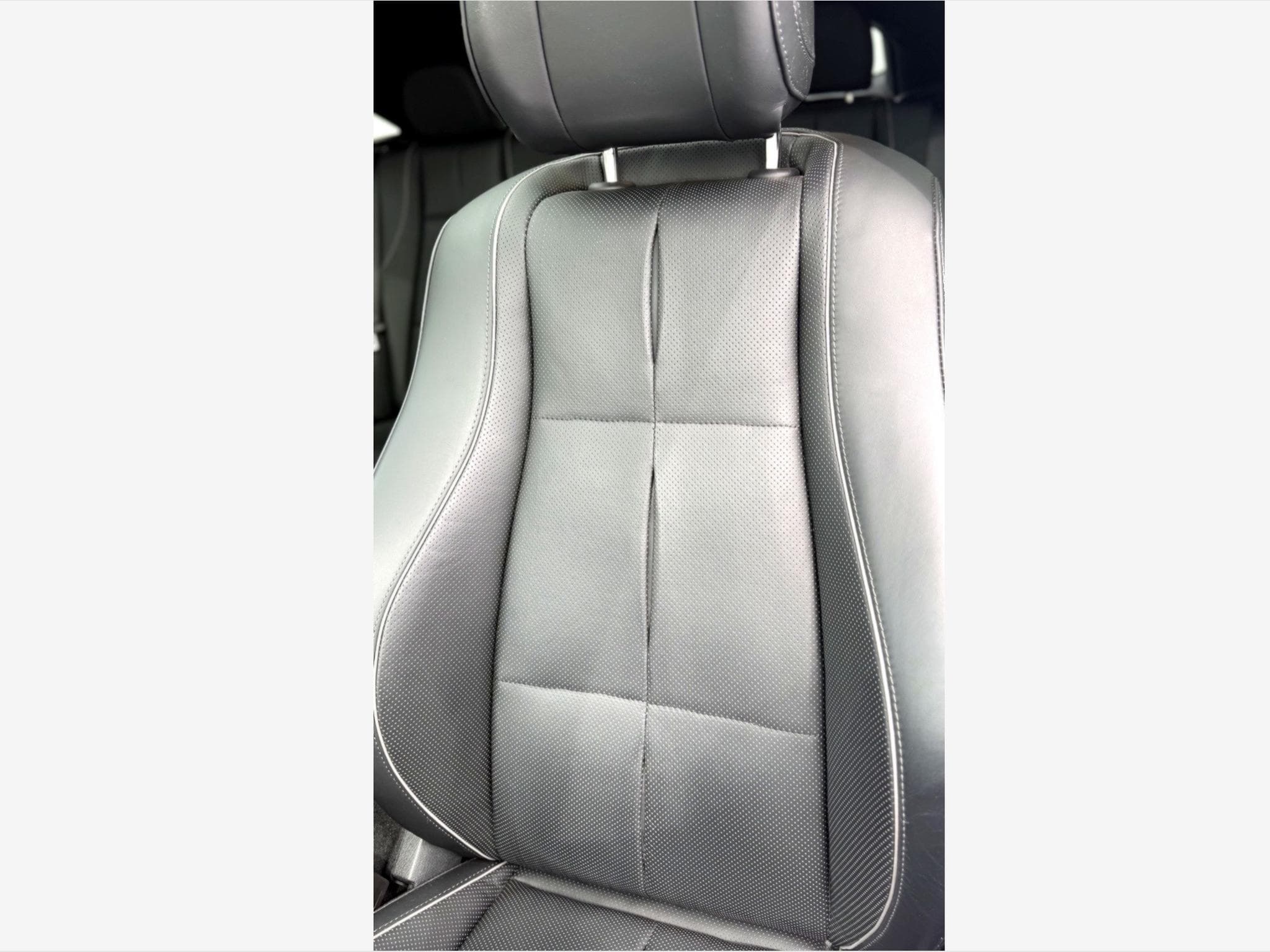 Mercedes GLE 400 GLE 400e Coupé AMG Line (2024) - Foto 9