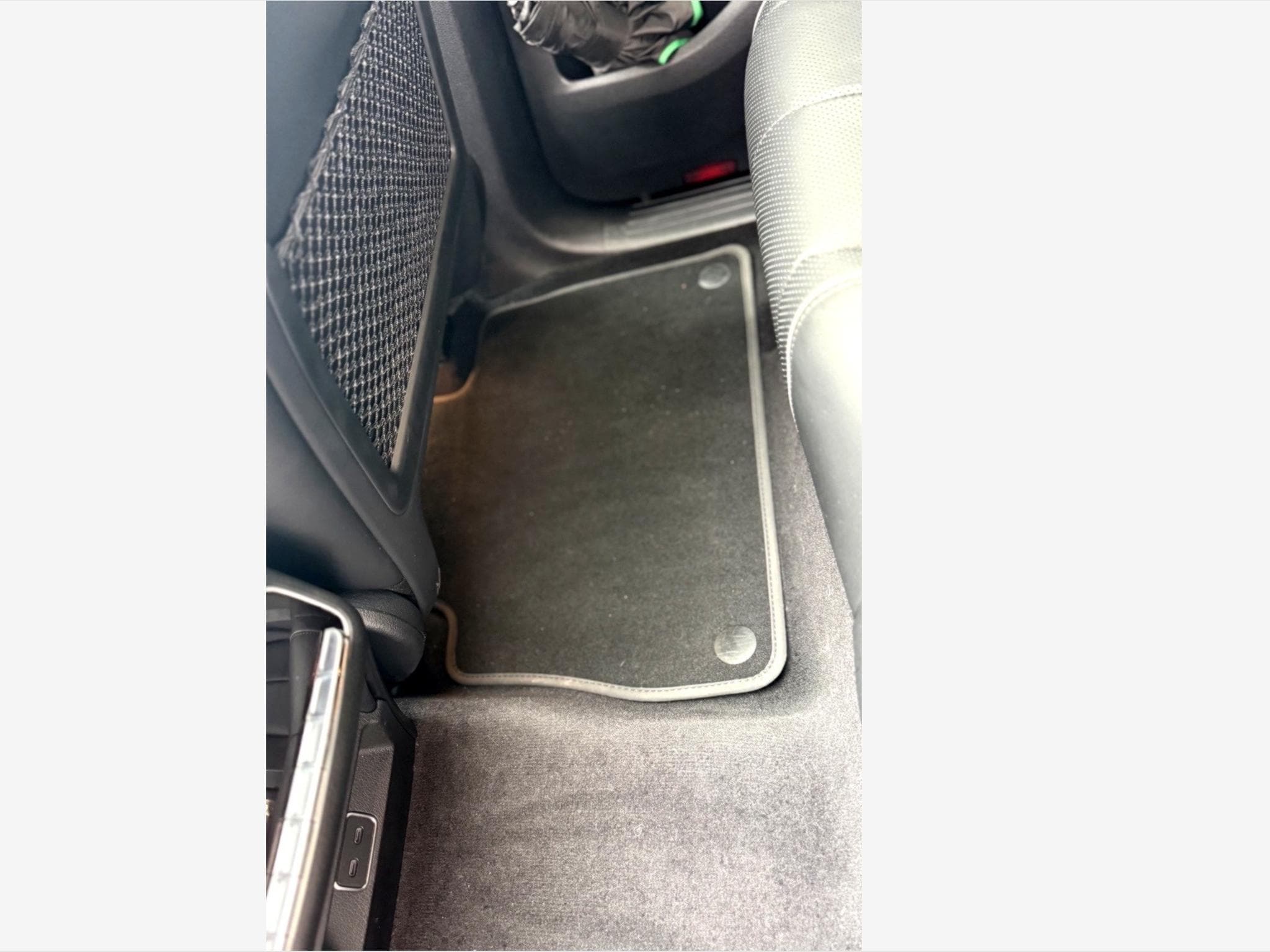 Mercedes GLE 400 GLE 400e Coupé AMG Line (2024) - Foto 10