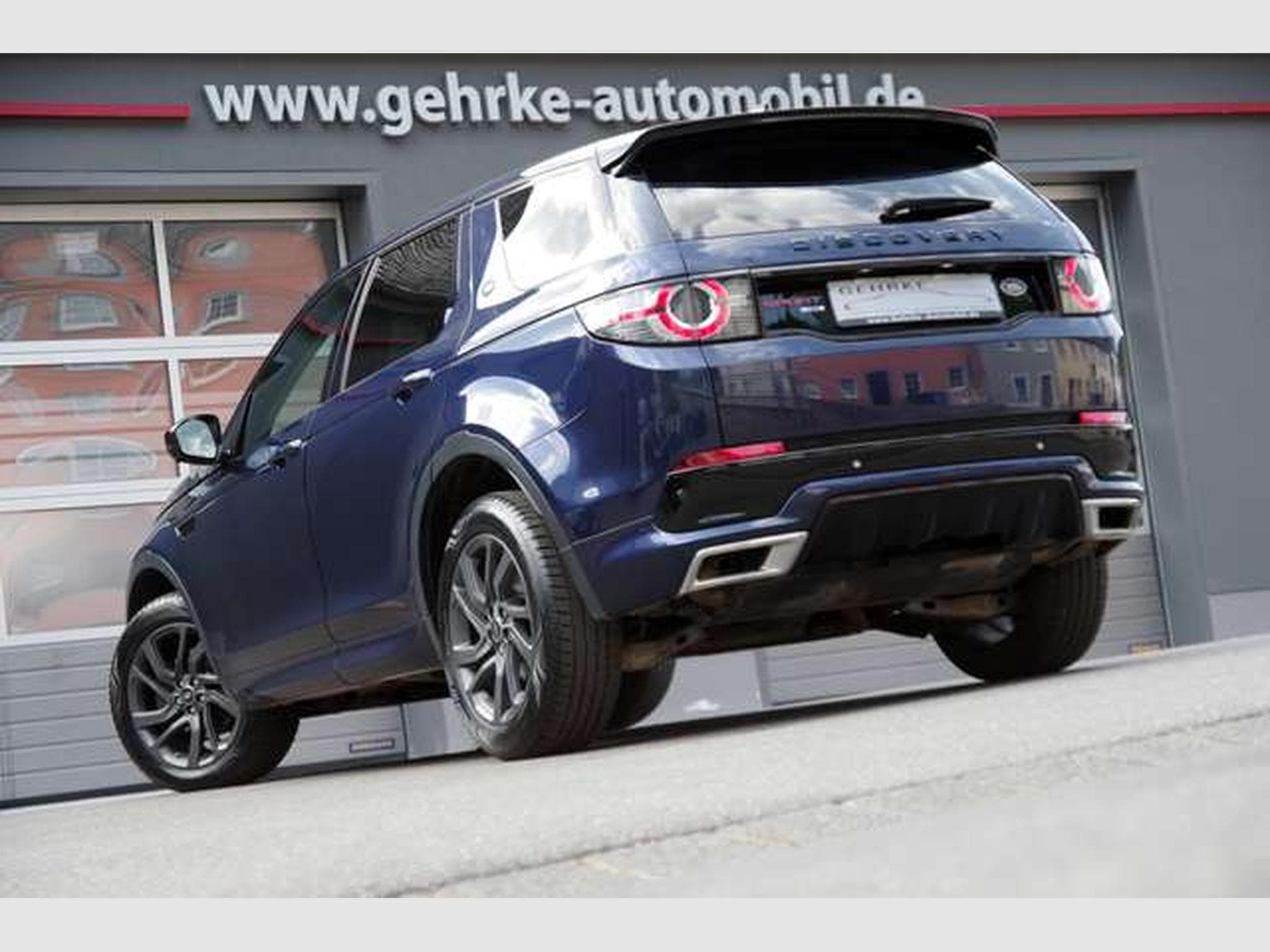 Land-Rover Discovery Sport Discovery Sport 2.0 TD4 HSE*Kamera,SHZ,U-Frei* (2017) - Photo 2