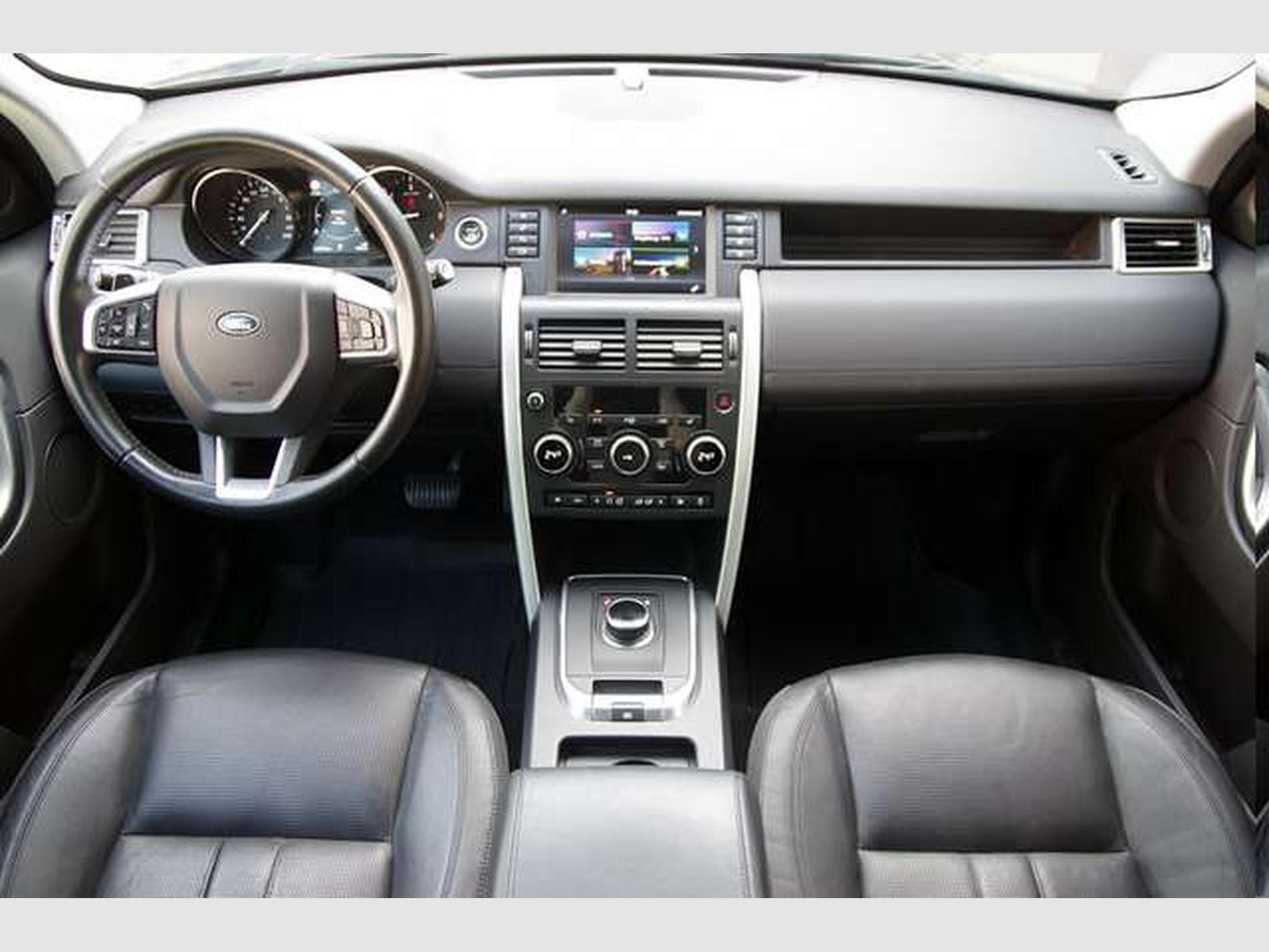 Land-Rover Discovery Sport Discovery Sport 2.0 TD4 HSE*Kamera,SHZ,U-Frei* (2017) - Photo 4