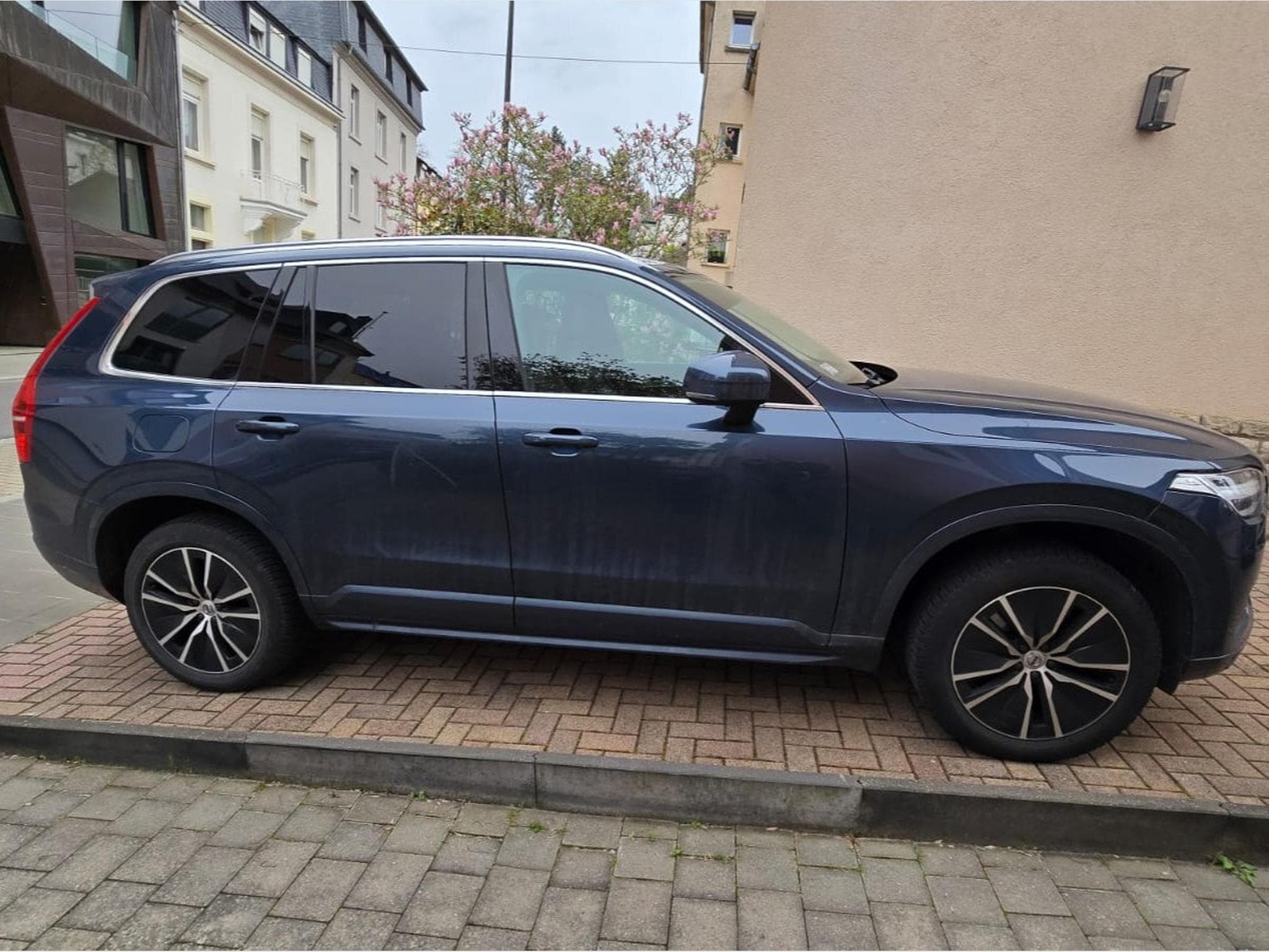 Volvo XC90 momentum Pro (2021) - Photo 5