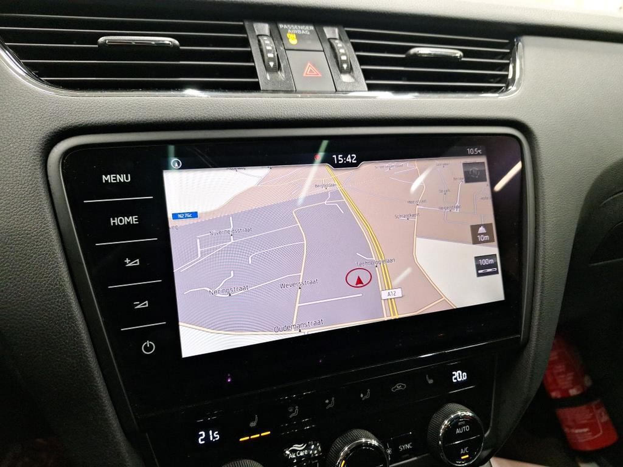 Skoda Octavia 1.6 TDI 115CV DSG7 STYLE (2019) - Photo 7