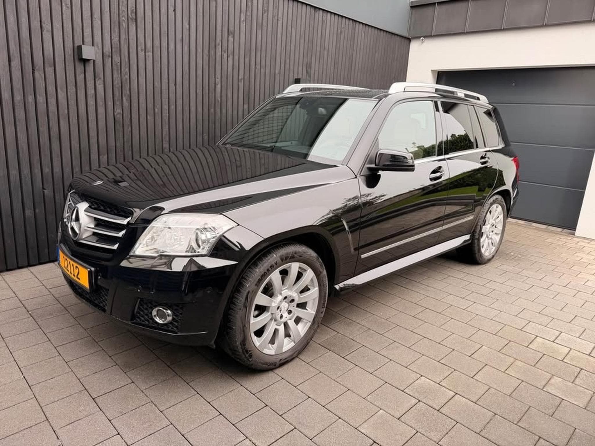 Mercedes GLK 320 AMG line (2008) - Photo 3