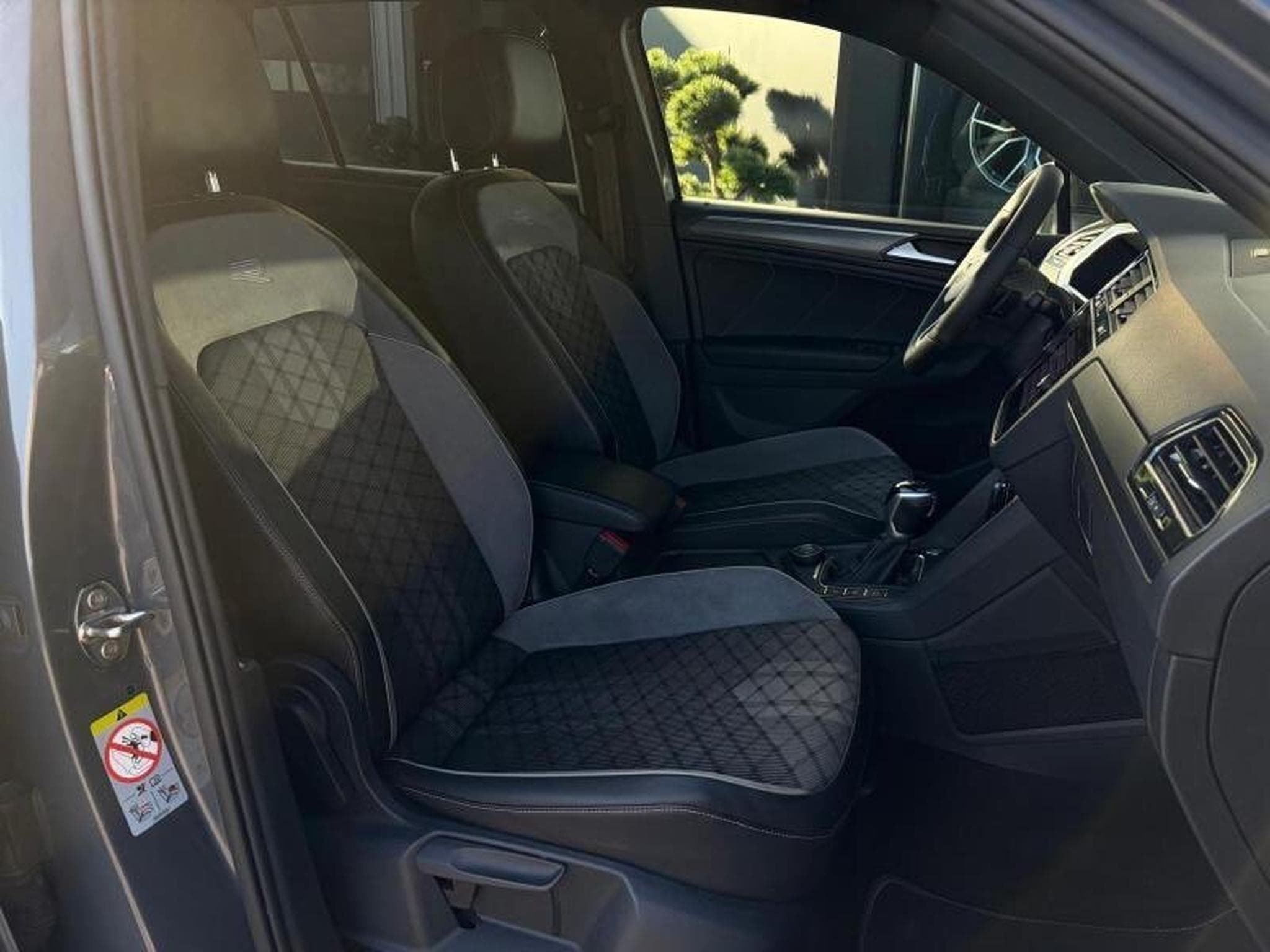 VW Tiguan III R-Line 2.0L 200CV (2021) - Photo 8