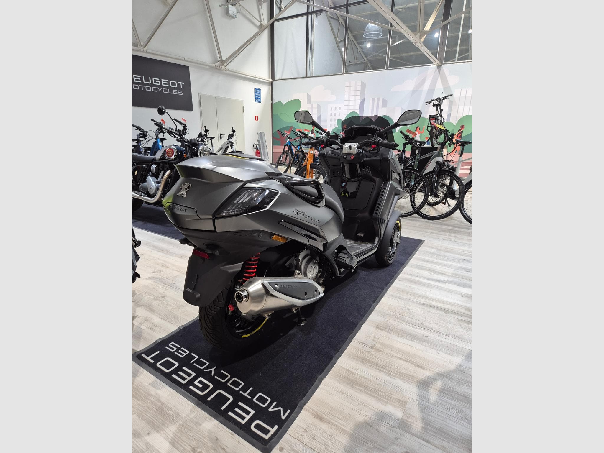 Peugeot Metropolis GT (2026) - Foto 4