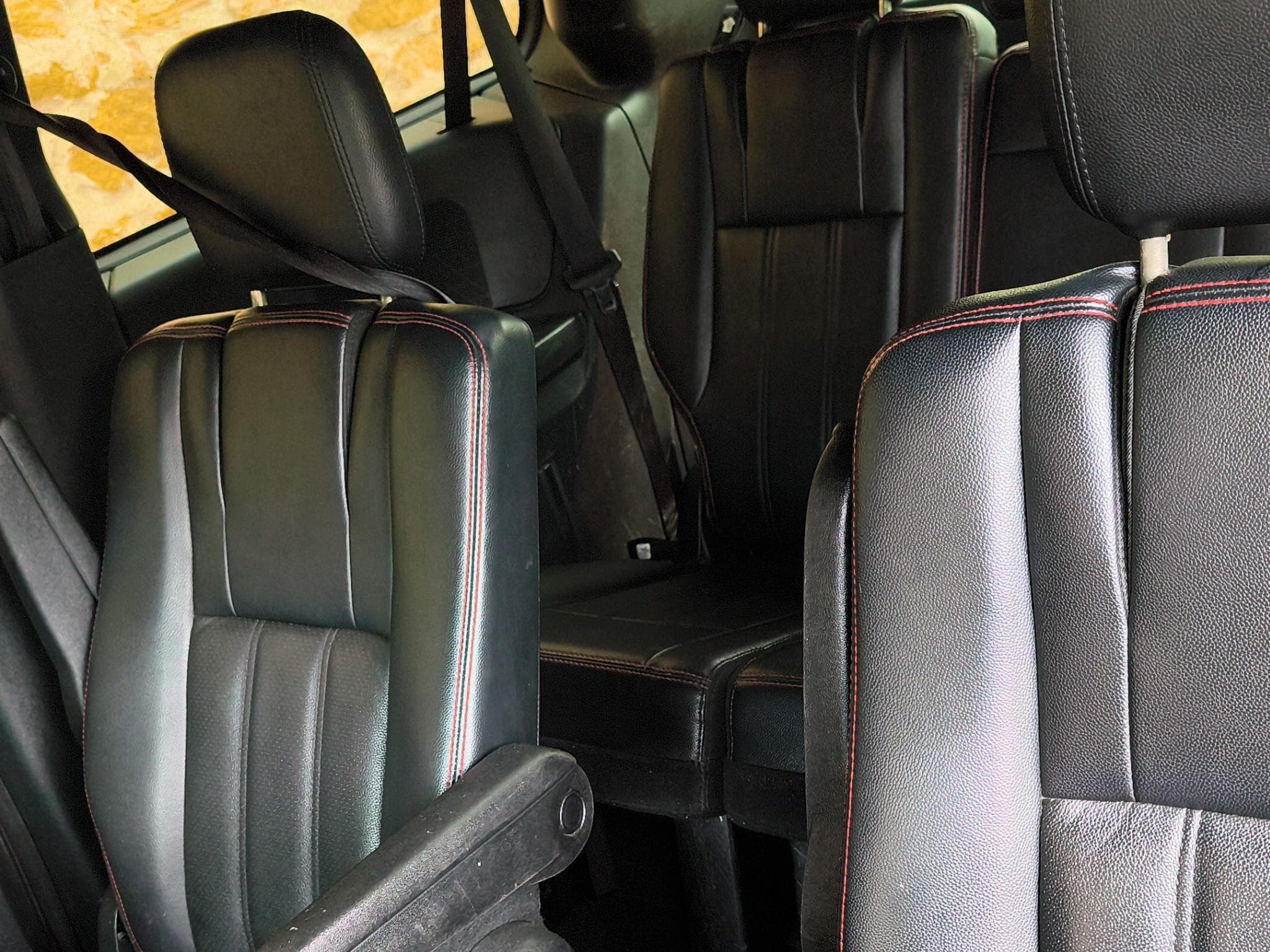 Dodge Grand Caravan RT (2012) - Photo 2