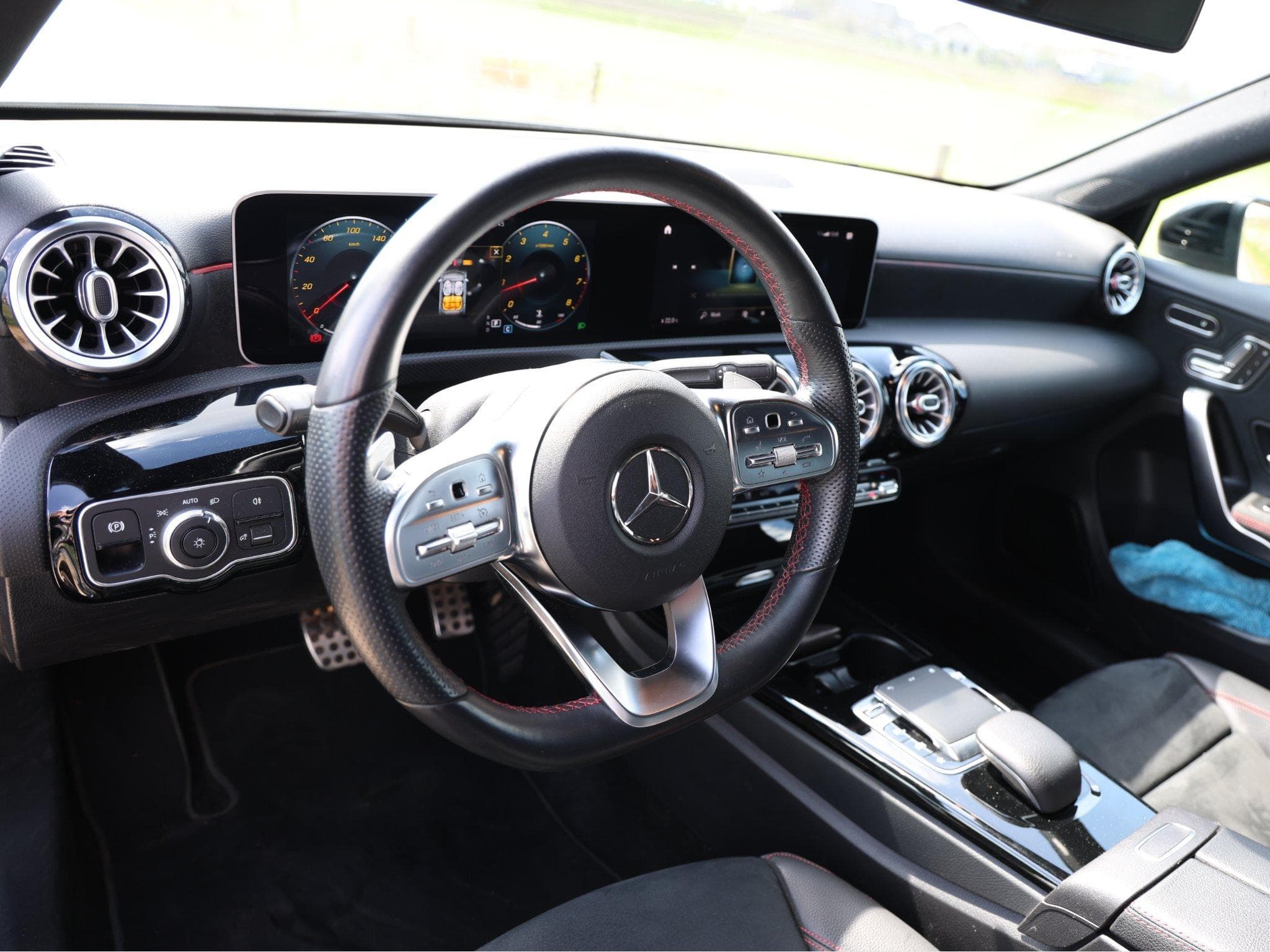 Mercedes A 220 AMG-Line | 190cv | Panorama | Carplay (2019) - Foto 2