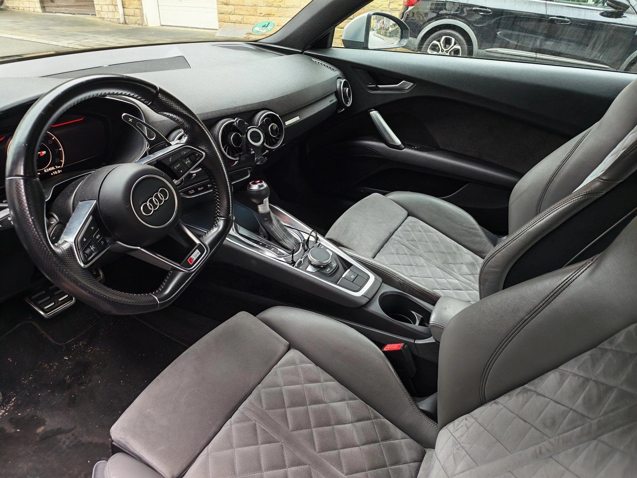 Audi TTS S-line (2015) - Photo 2