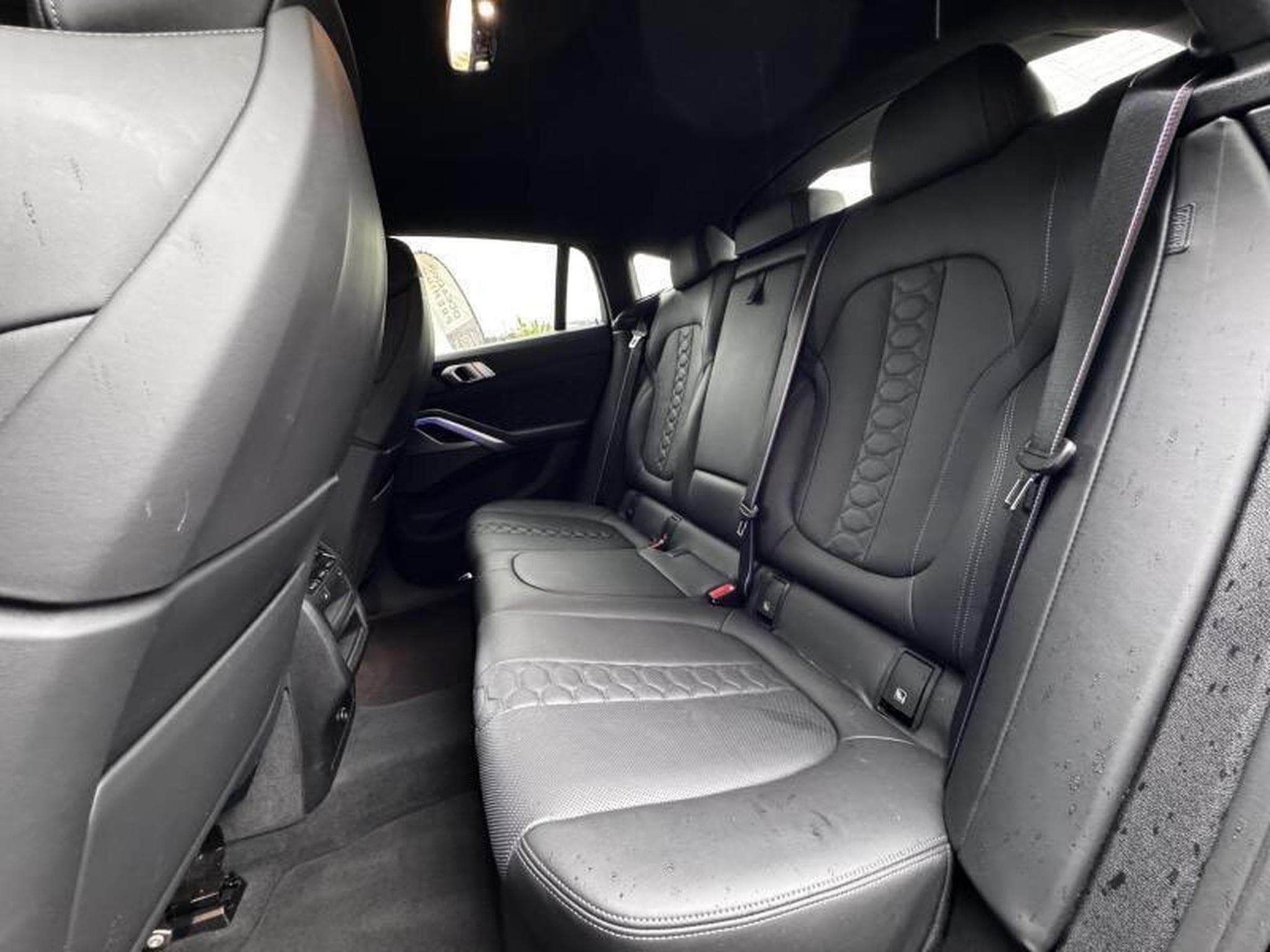 BMW X6M Compétition 4.4L 625CV (2020) - Photo 8
