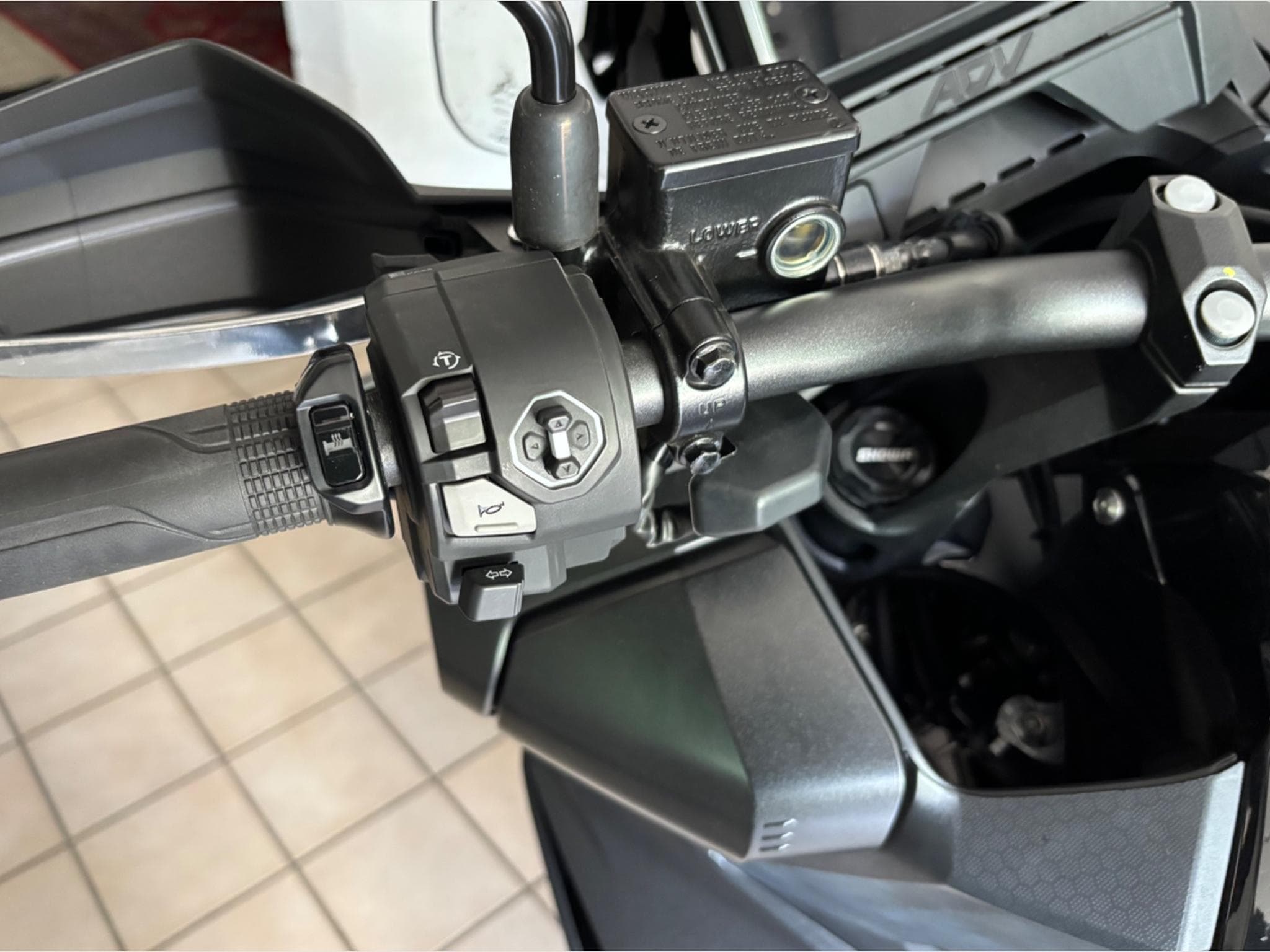 Honda ADV350 (2025) - Photo 4