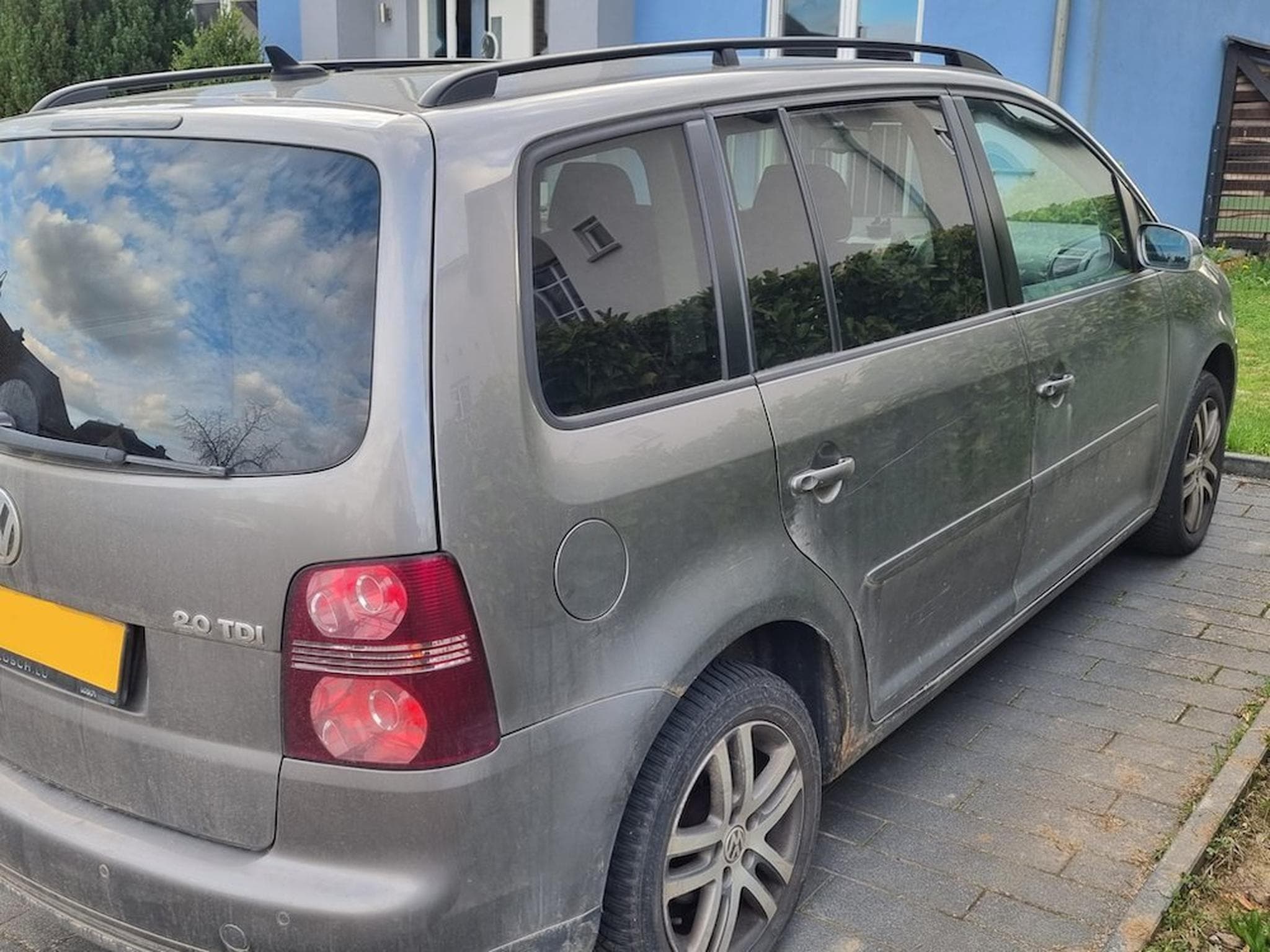 VW Touran 2.0 TDI (2009) - Photo 3