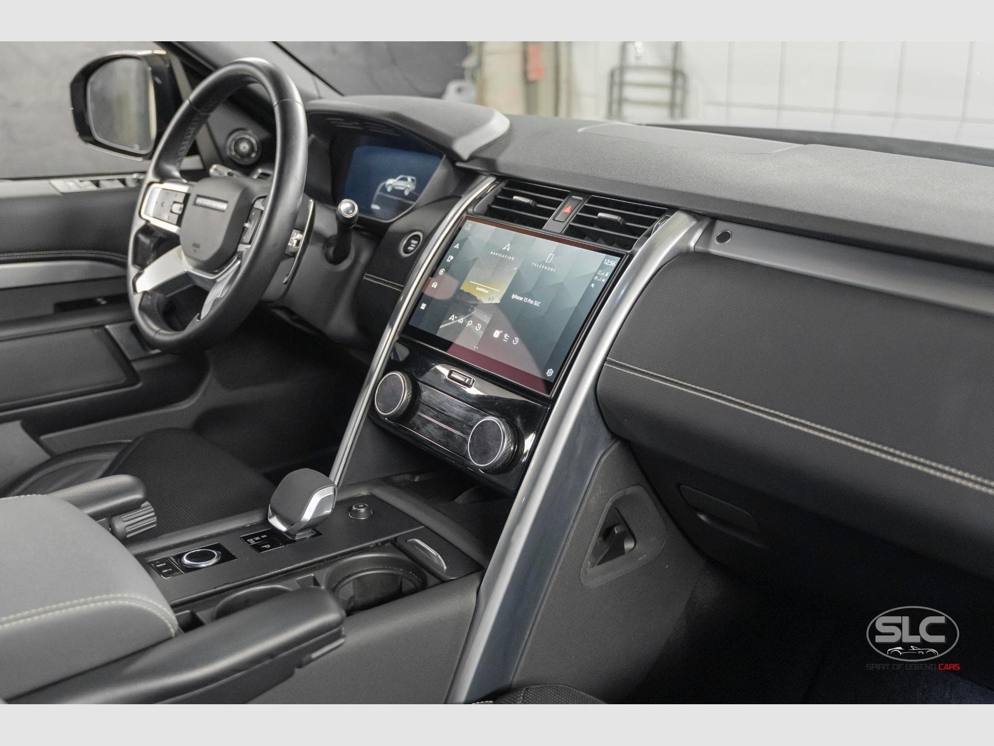 Land-Rover Discovery D250 R-Dynamic S FaceLift 7 Seats (2021) - Photo 15