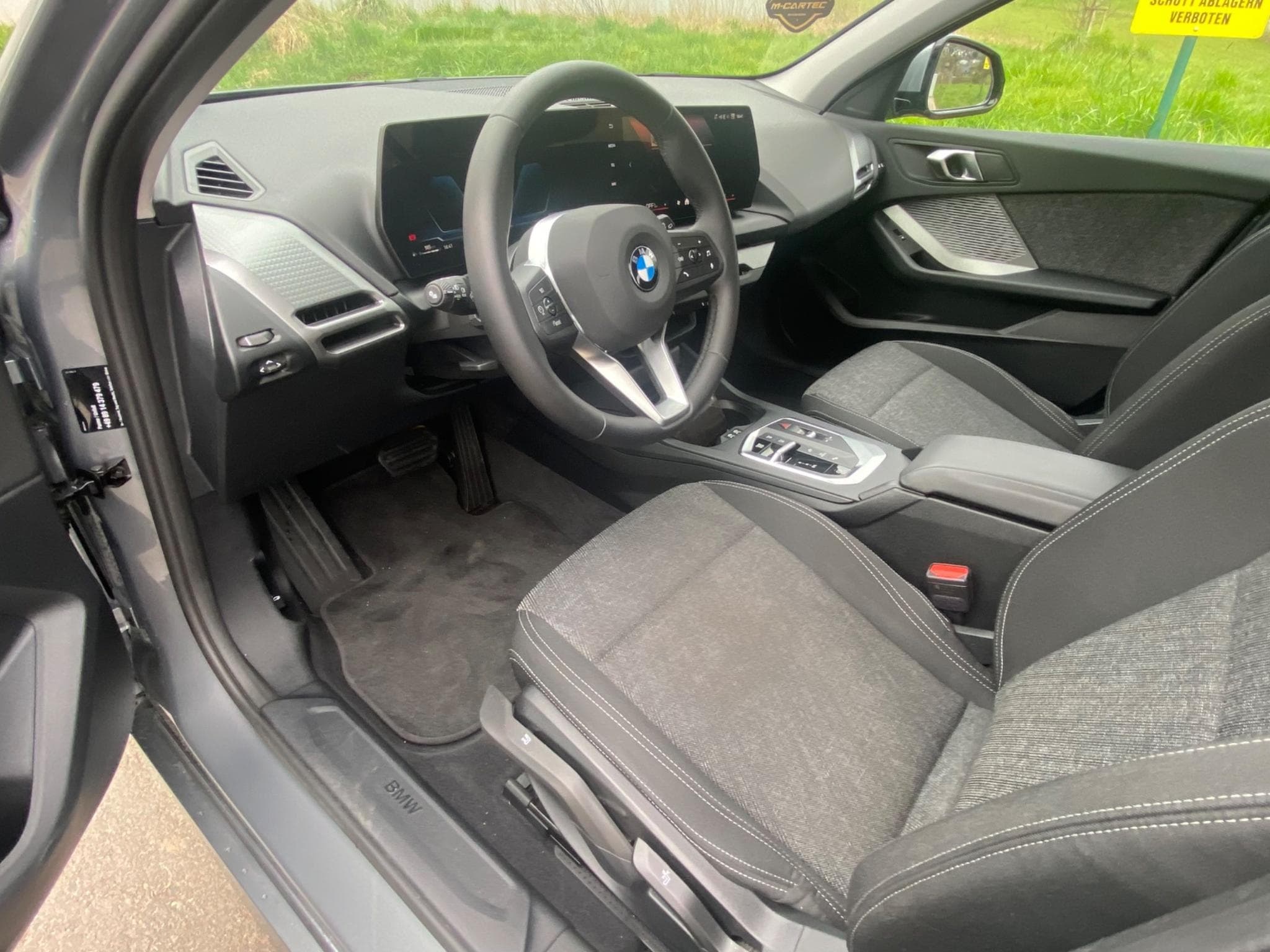 BMW 118 118D auto Septronic New Model (2025) - Photo 2