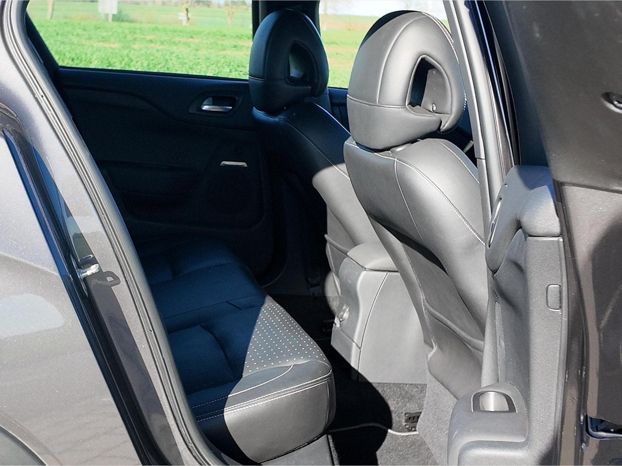 Citroën DS Crossback (2017) - Photo 8