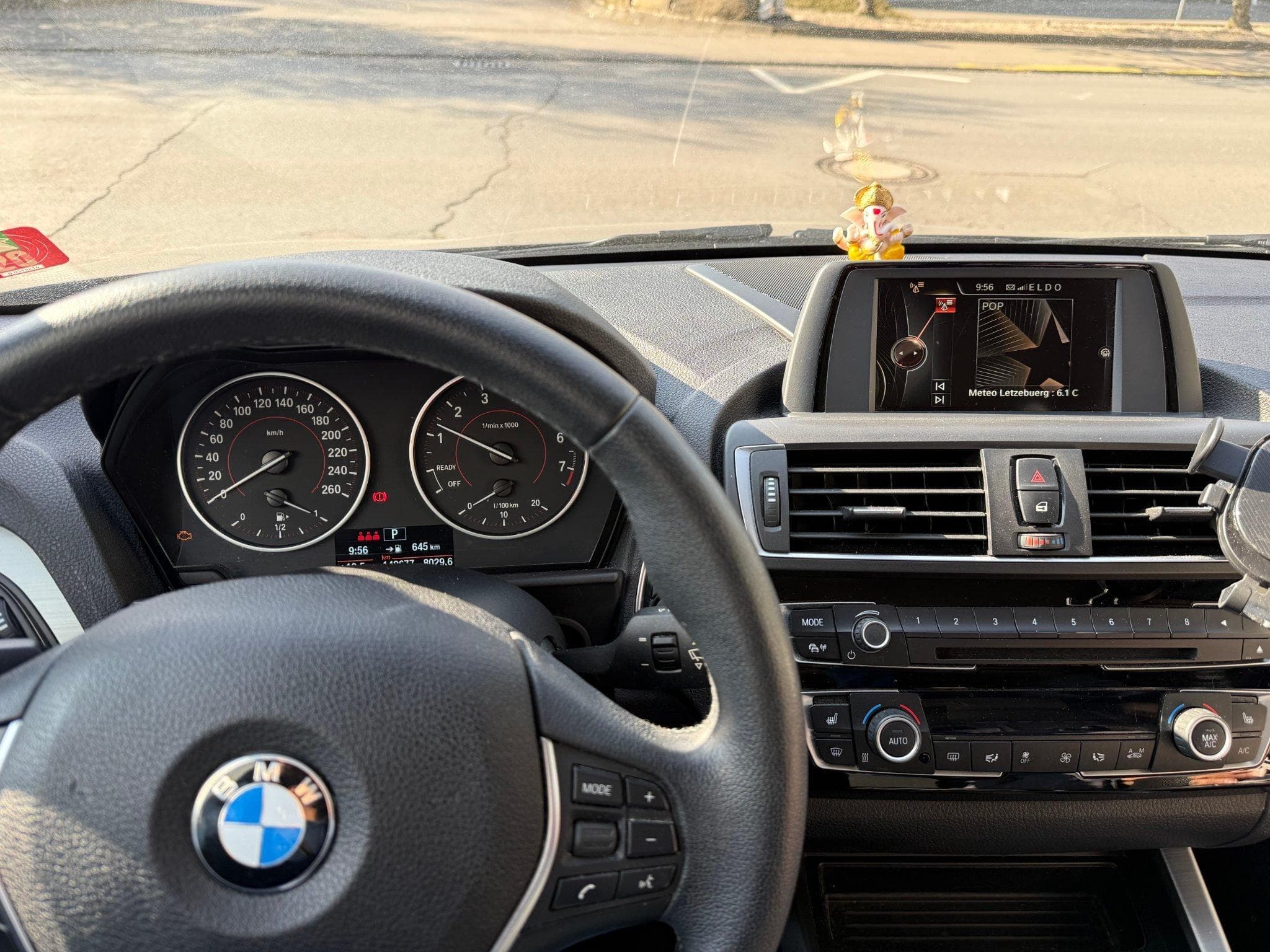 BMW 118 118i Sportline avec toit ouvrant (2016) - Photo 5