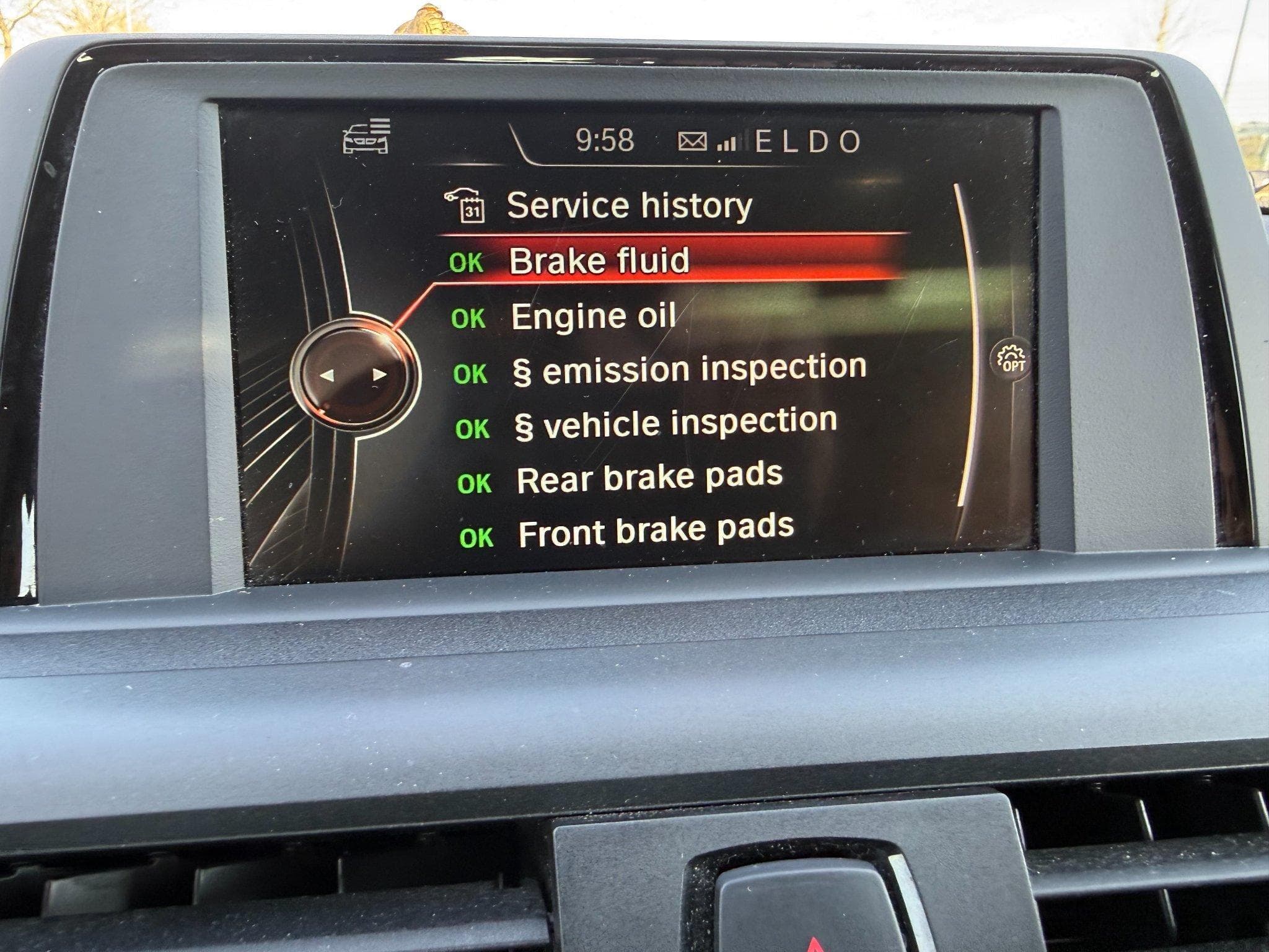 BMW 118 118i Sportline avec toit ouvrant (2016) - Photo 7