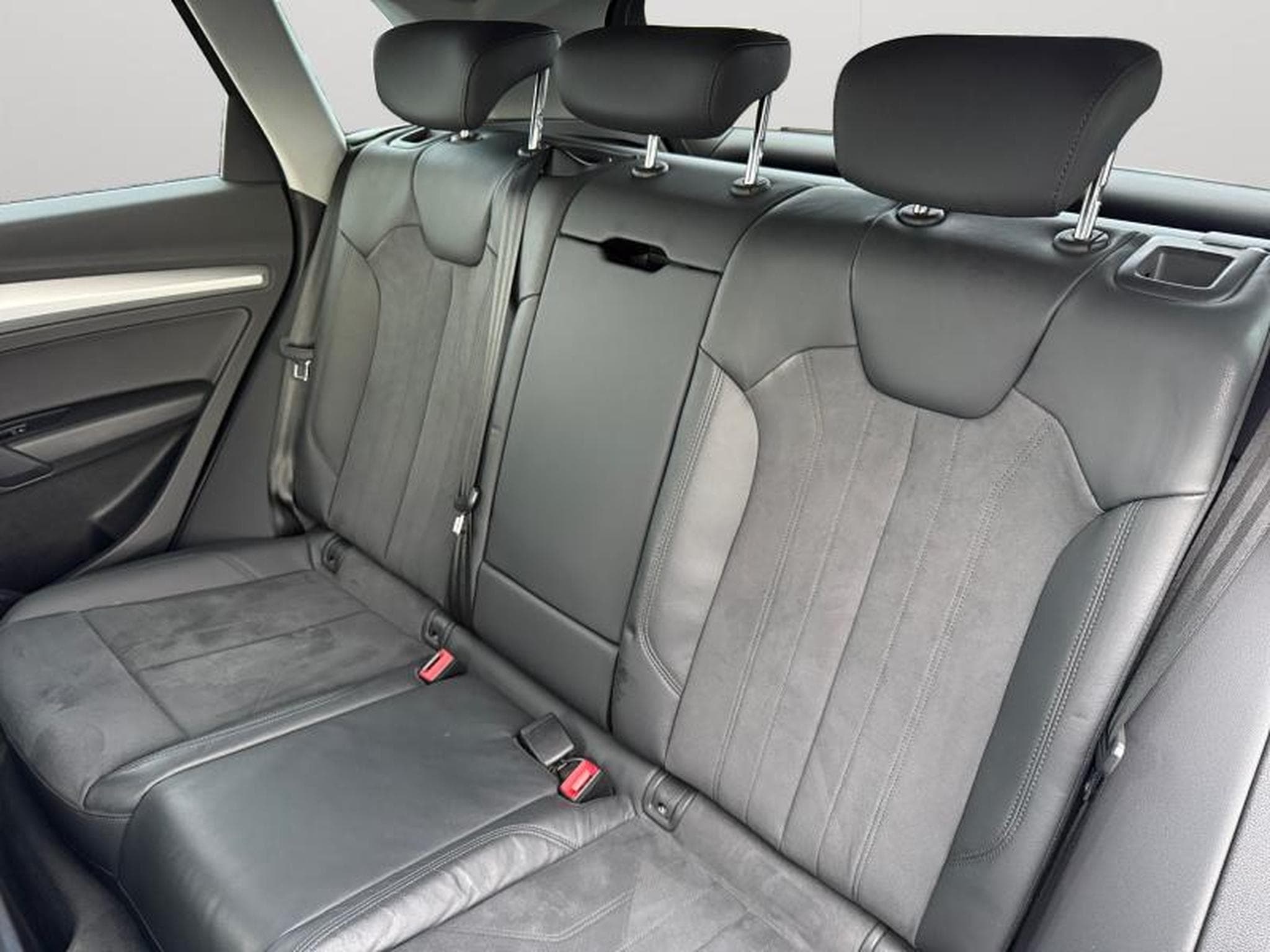 Audi Q5 35 TDI / Diesel (2023) - Foto 11