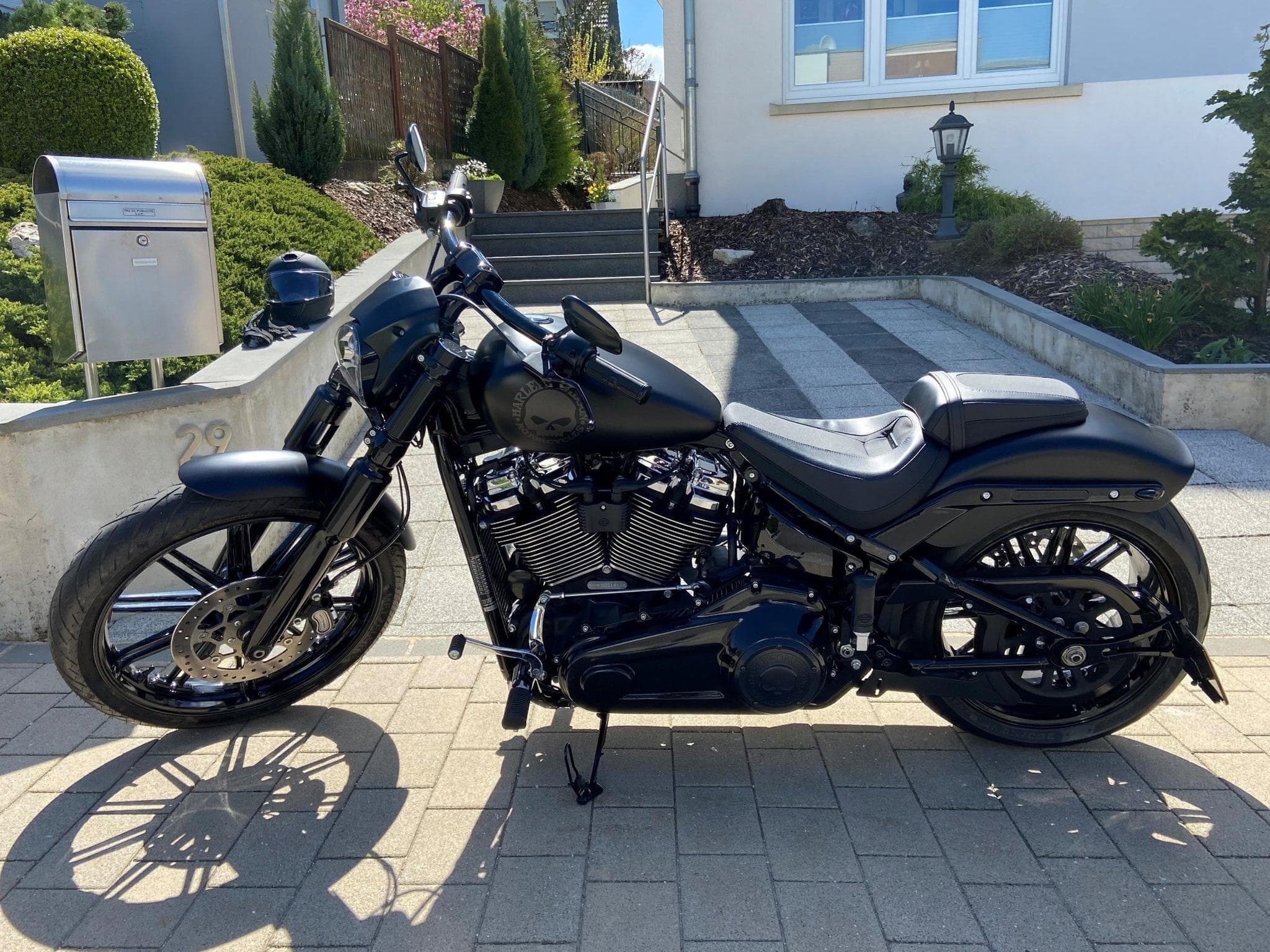Harley-Davidson Softail Breakout 114 (2021) - Foto 2