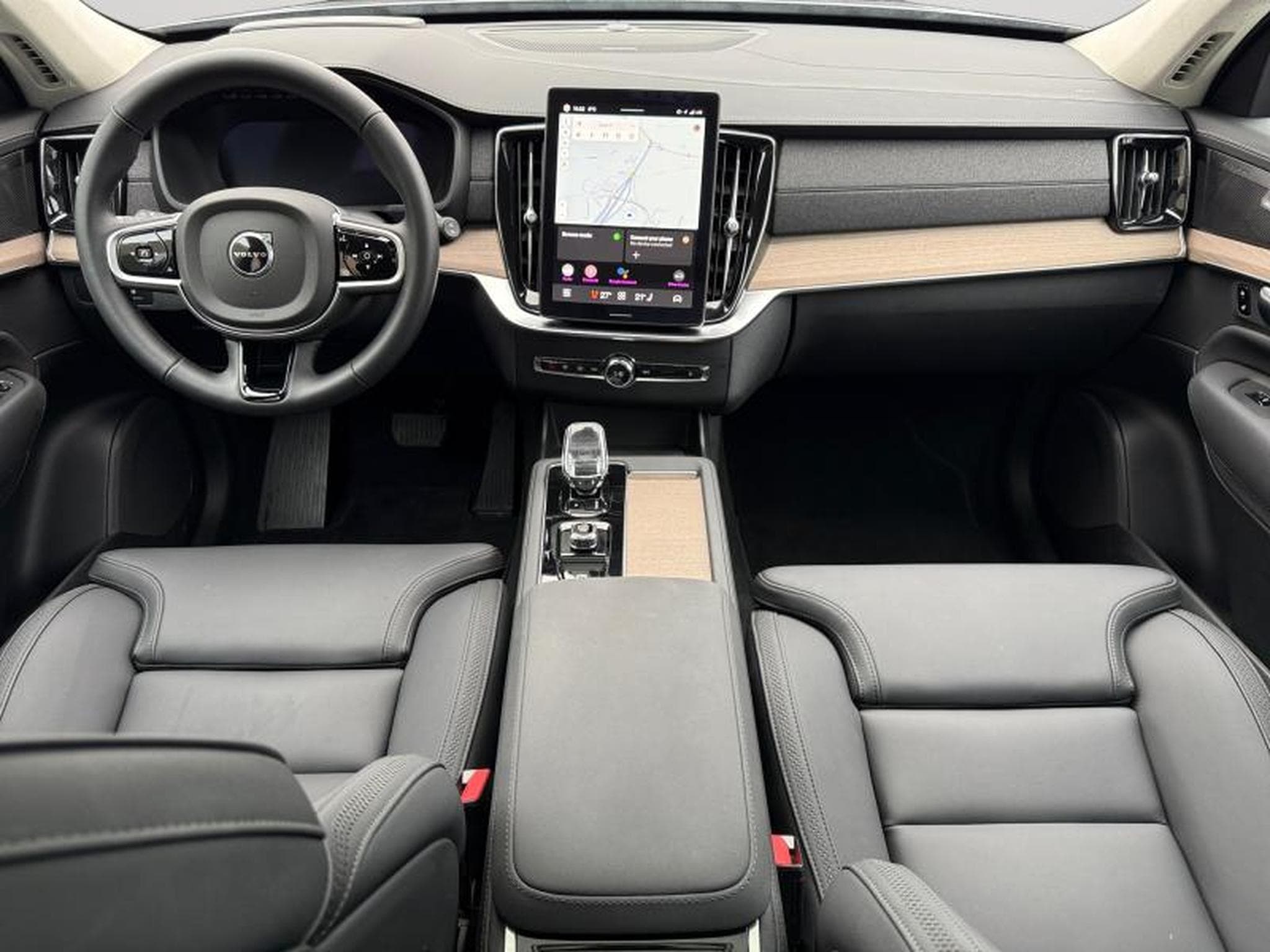 Volvo XC90 T8 Ultra Dark / Hybride (2025) - Photo 17