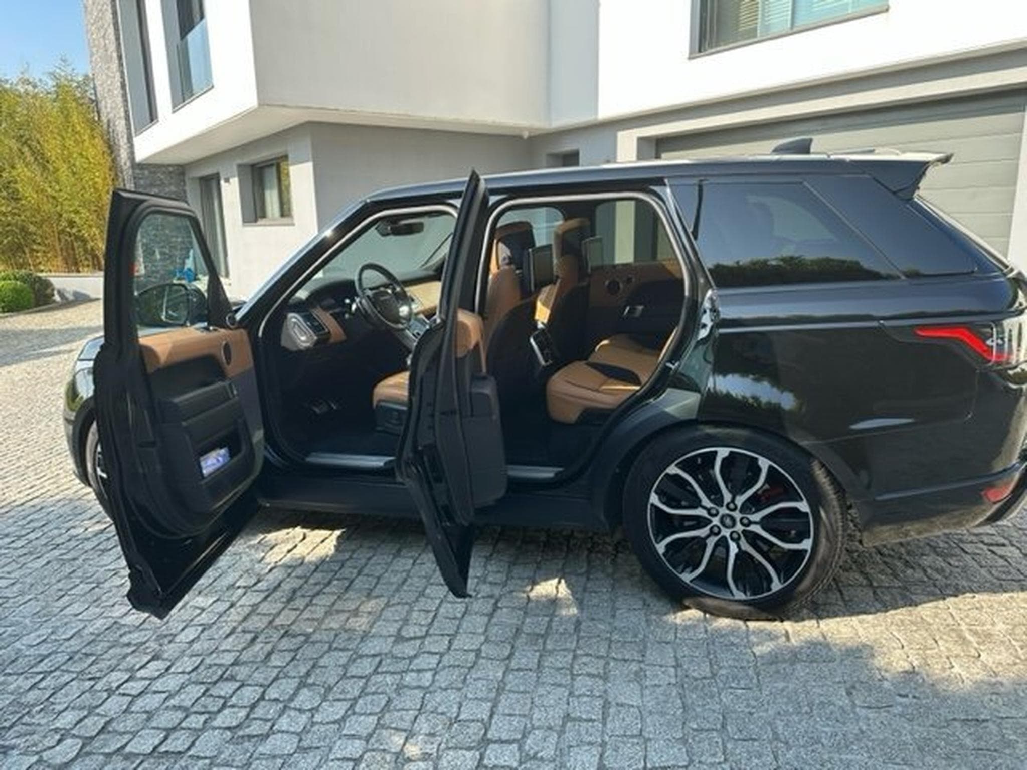 Land-Rover Range Rover Sport Range Rover Sport (2021) - Photo 2