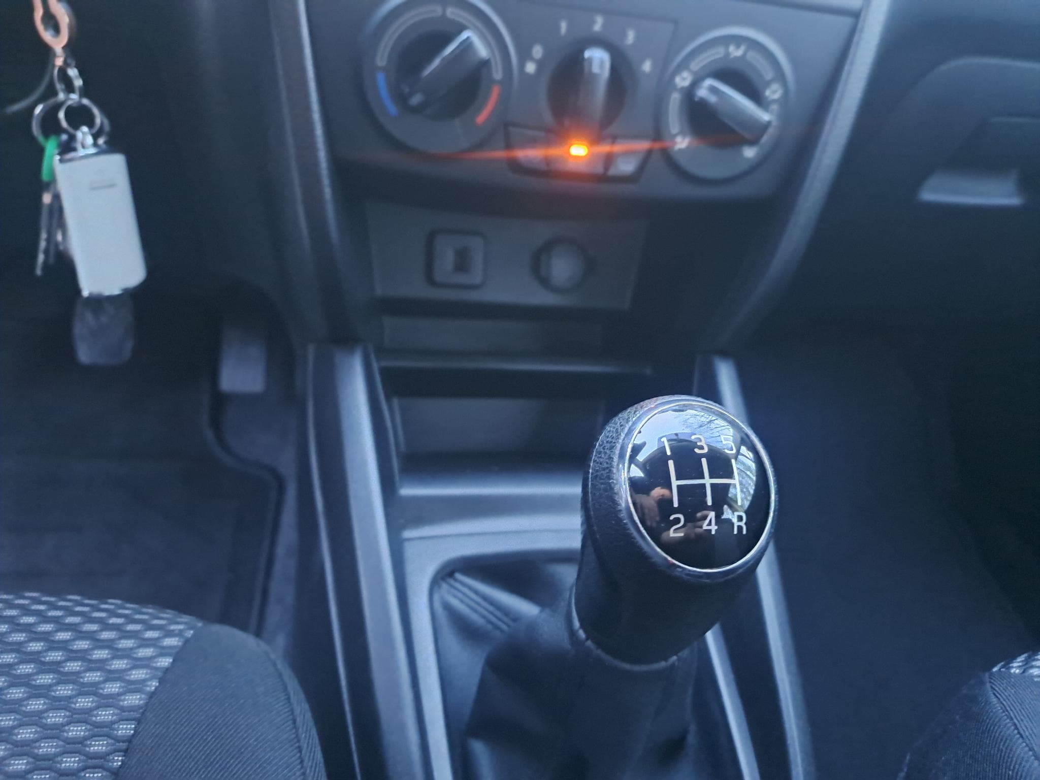 Suzuki Vitara 1.6i 4x2 120CV (2017) - Foto 11